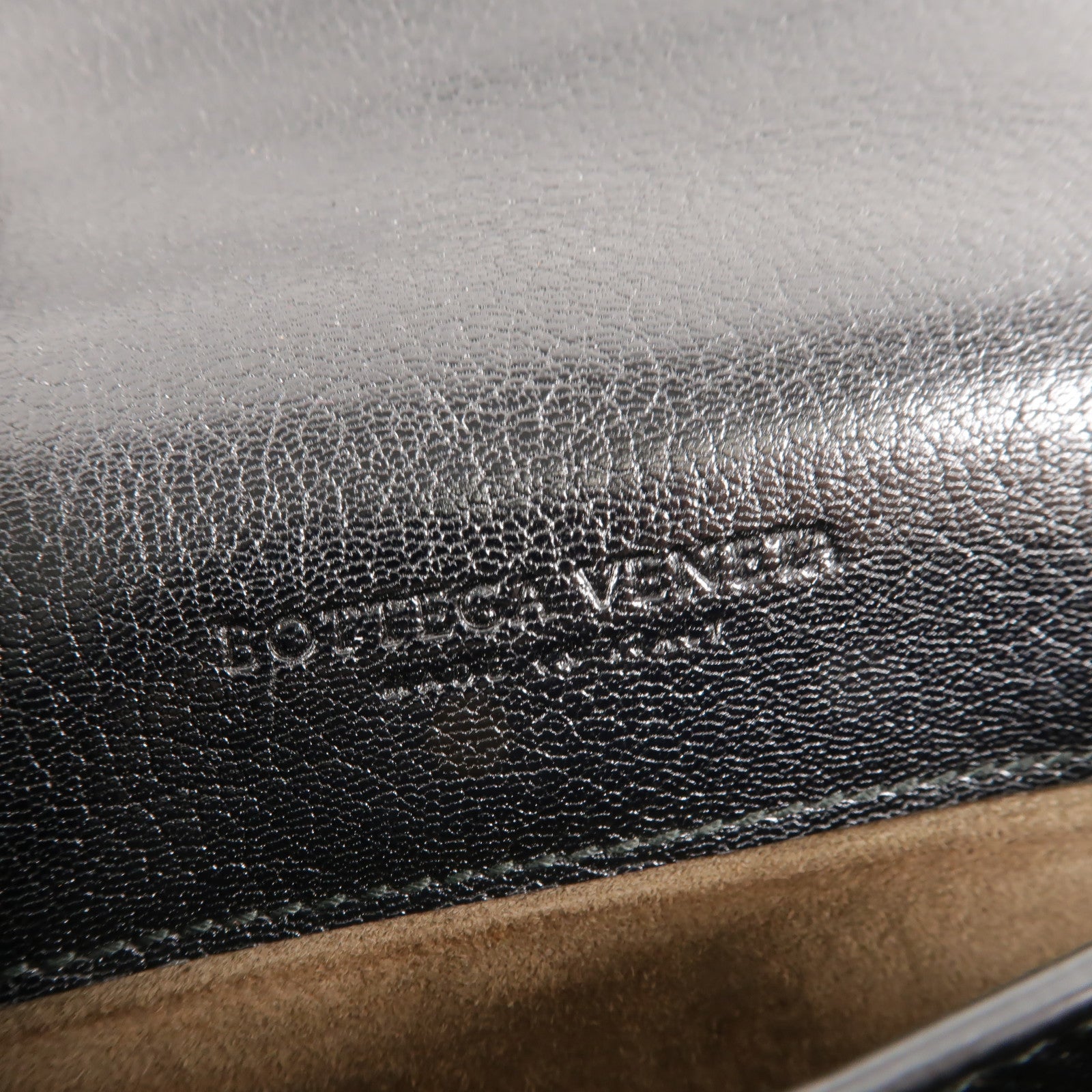 BOTTEGA VENETA 牛皮皮革/天鵝絨Mini Montebello Crisscross肩背袋