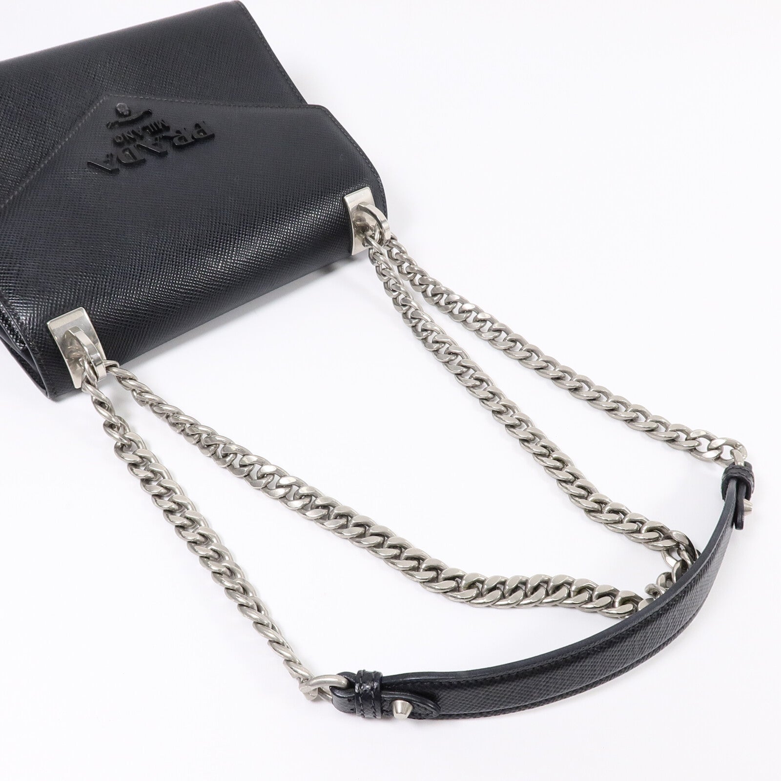 PRADA Saffiano Monochrome鏈帶肩背袋