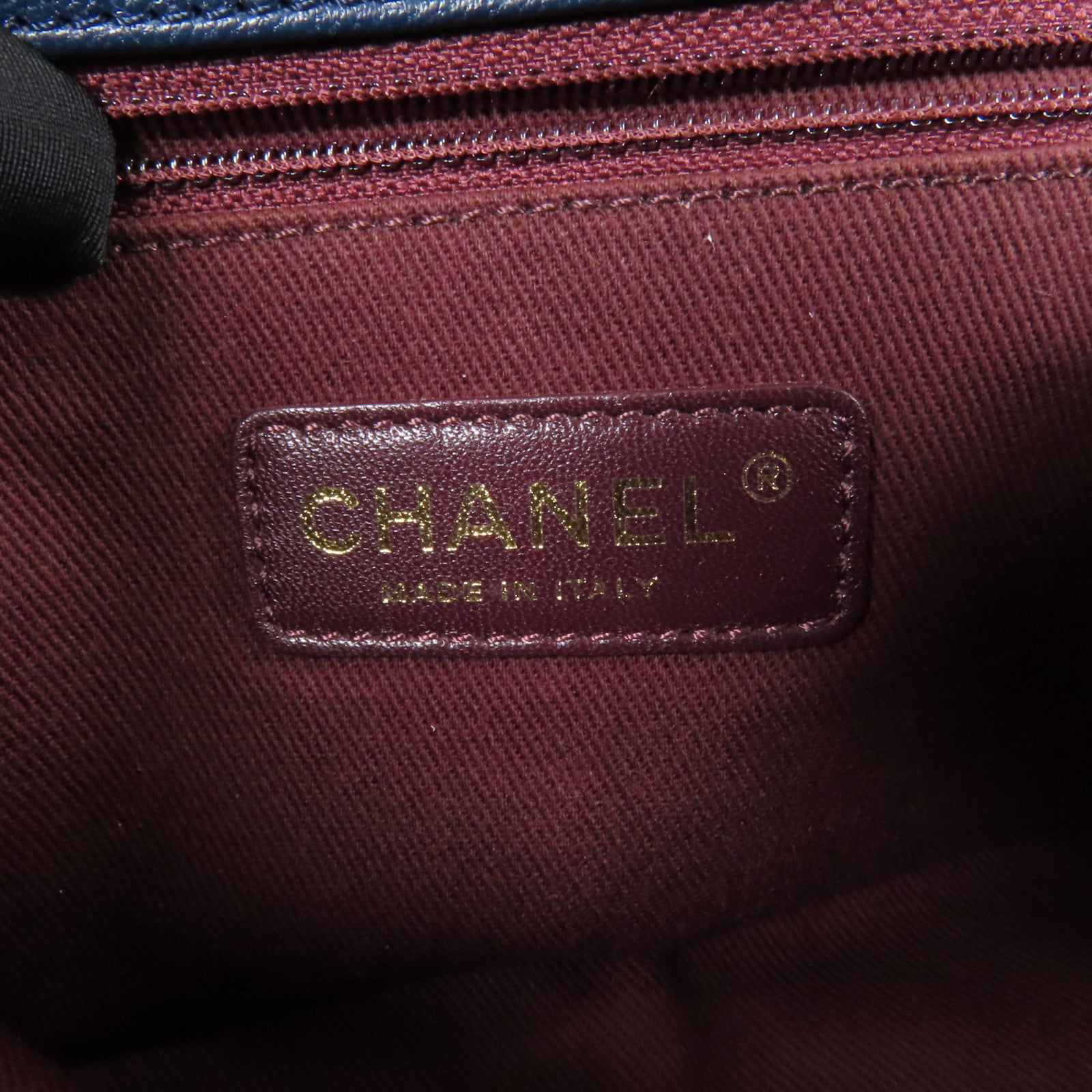 CHANEL 漆皮皮革Chain Shoulder金扣肩背袋