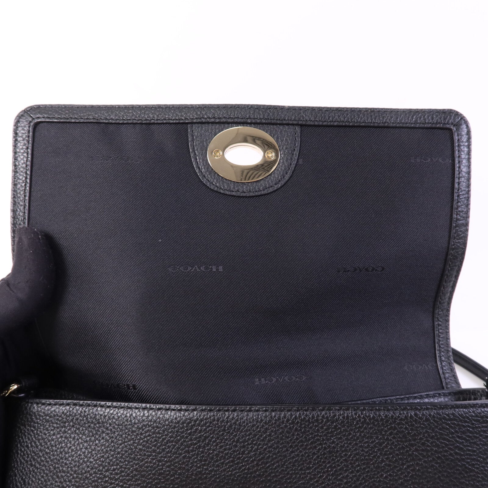 COACH 牛皮皮革Shoulder Bag金扣肩背袋