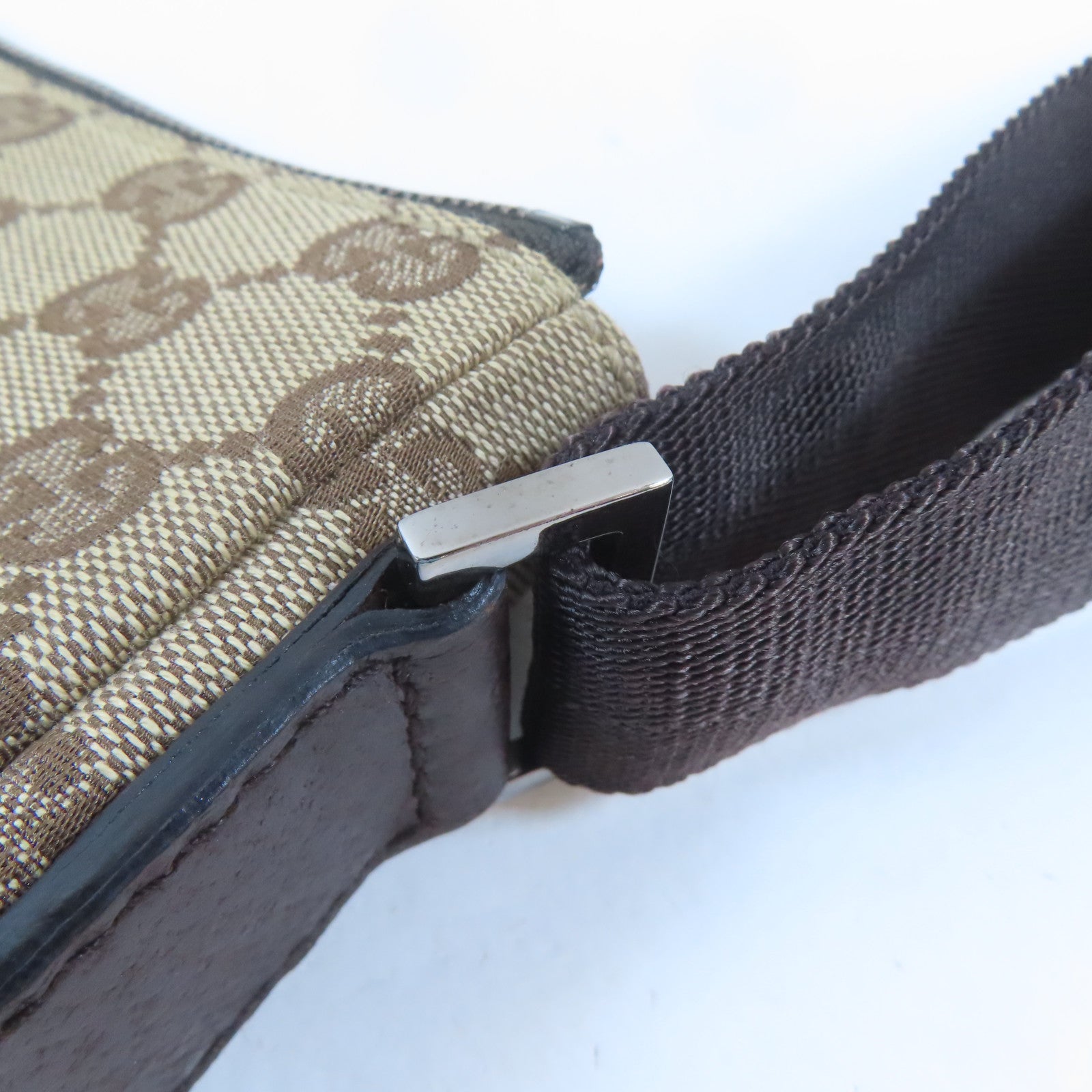 GUCCI 帆布Shoulder Bag銀扣肩背袋啡色