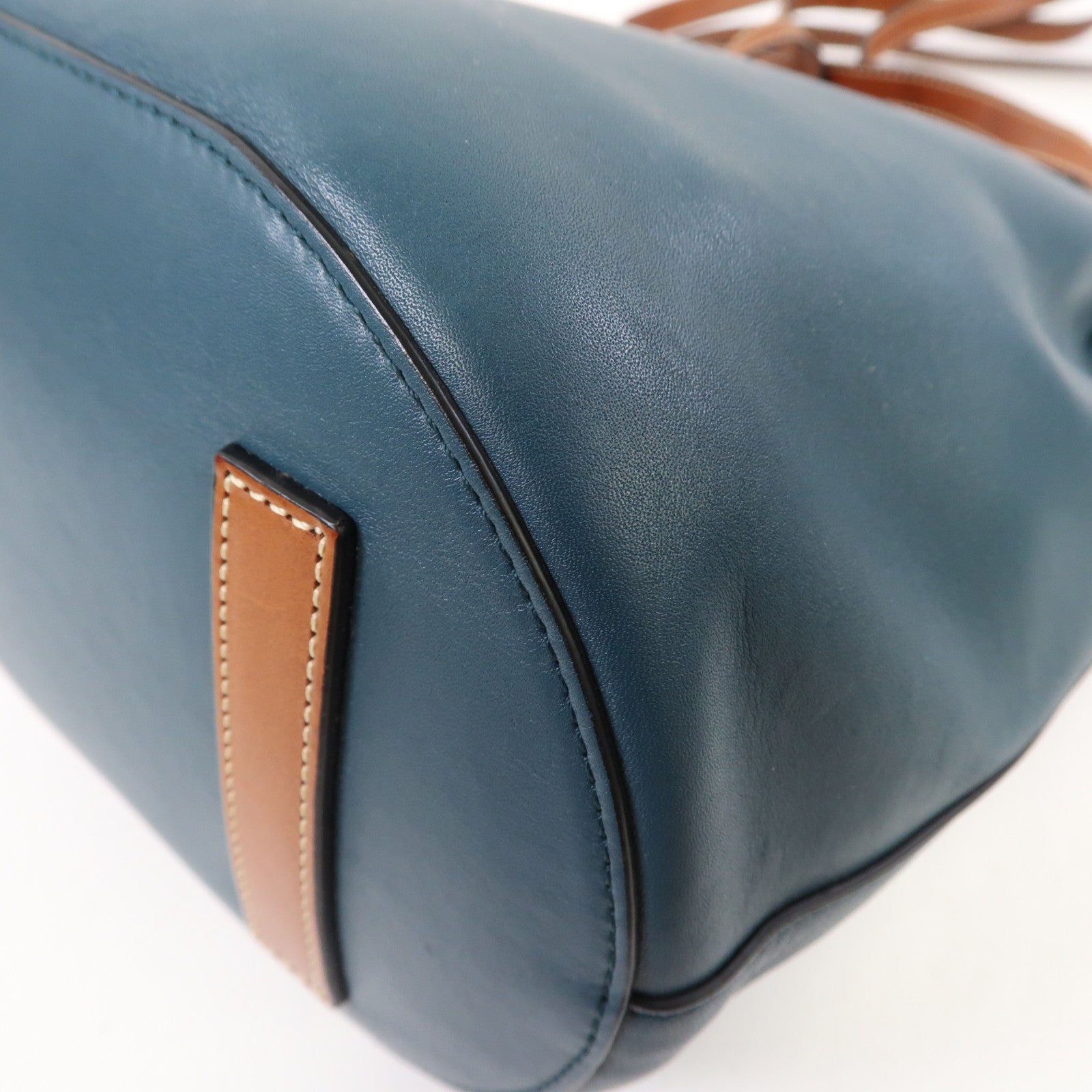 LOEWE 【激減優惠】牛皮皮革Lazo Bucket肩背袋藍色/啡色