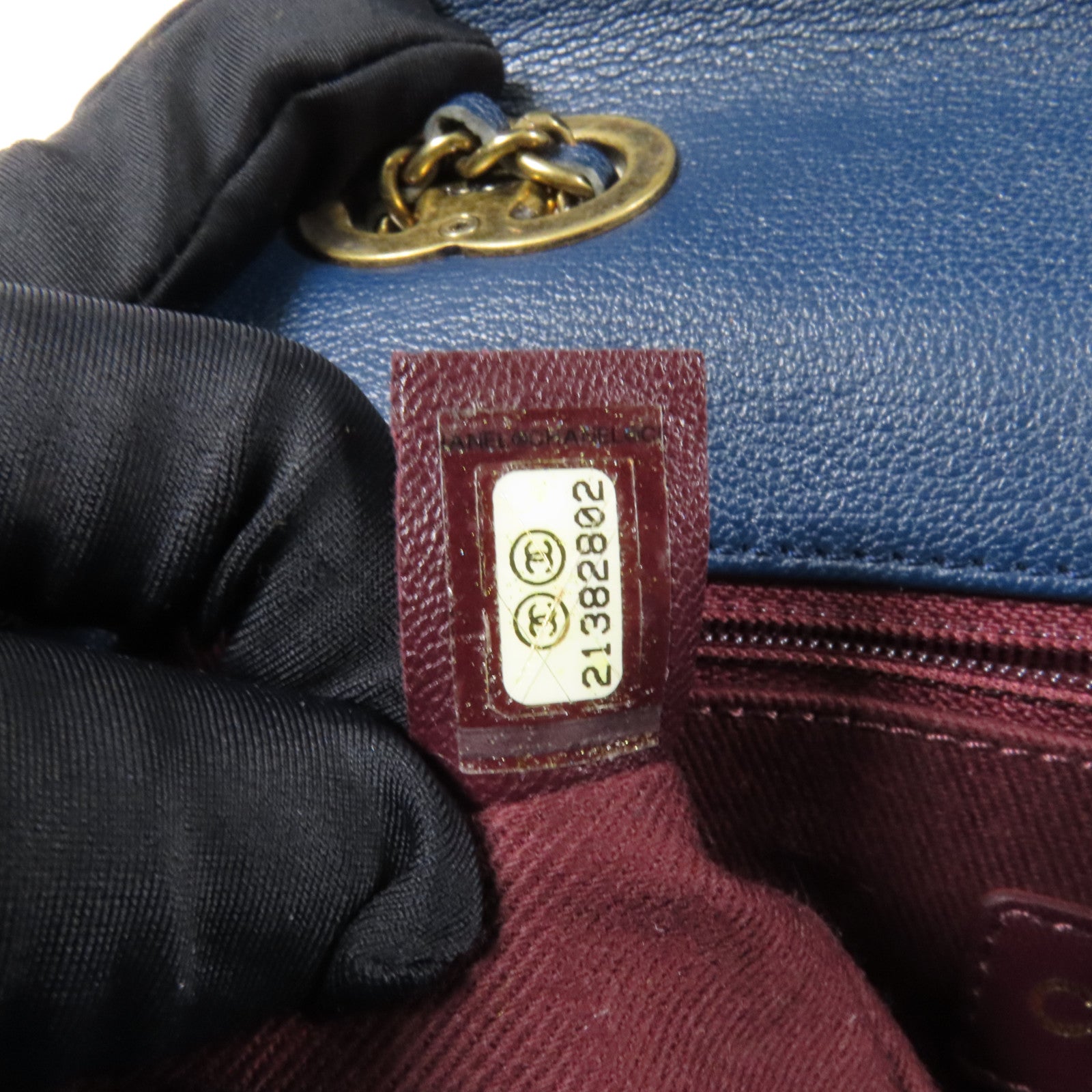 CHANEL 漆皮皮革Chain Shoulder金扣肩背袋