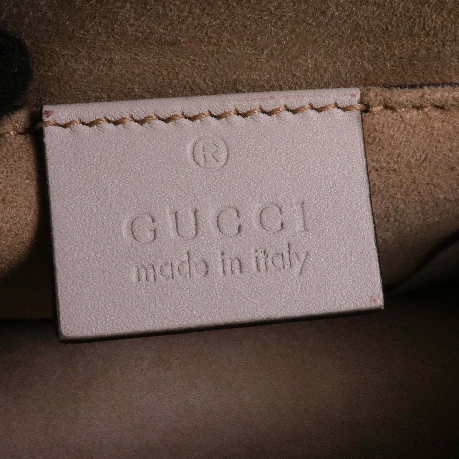 GUCCI 皮革Sylvie金扣鏈帶肩背袋