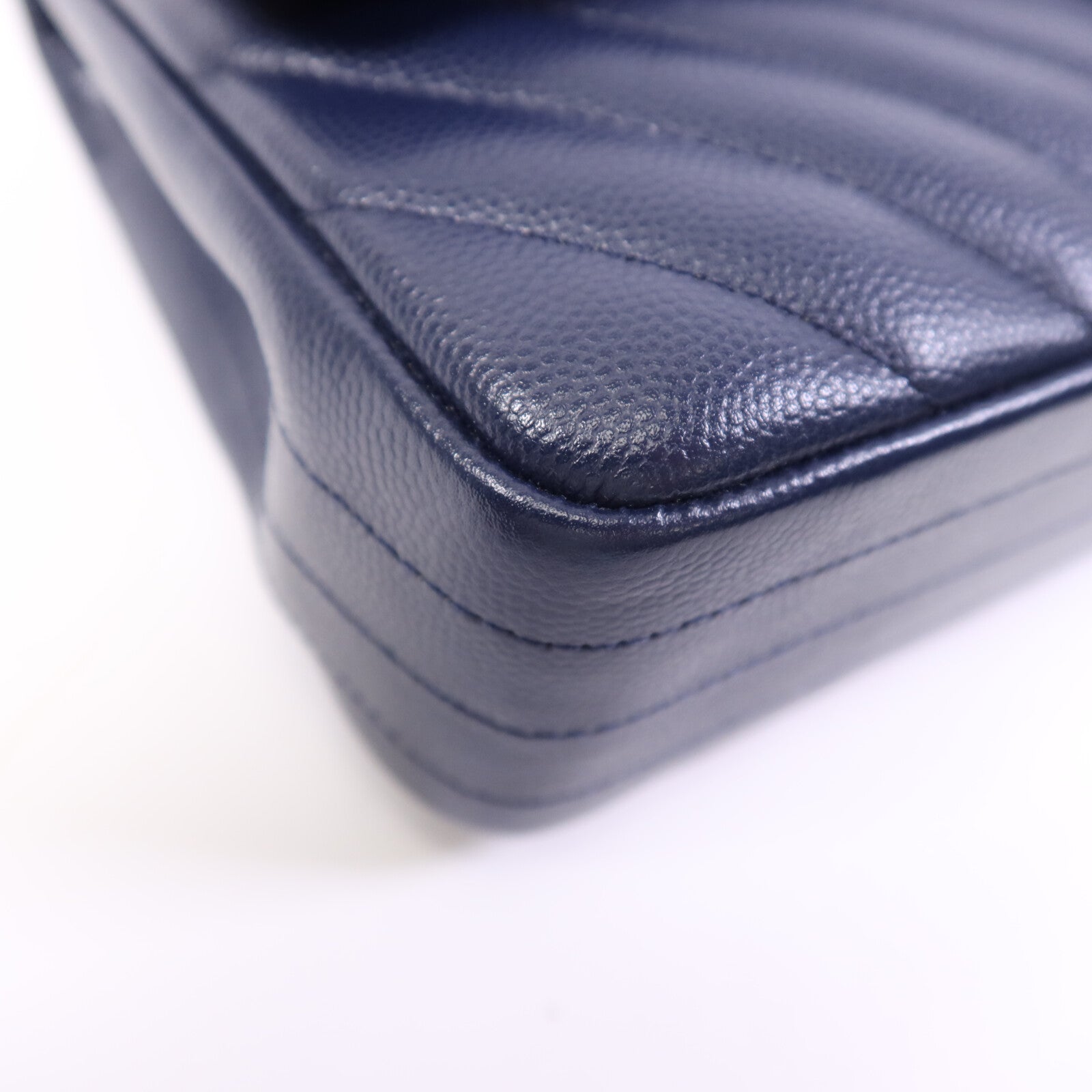 CHANEL 牛皮皮革Classic Flap Chevron銀扣鏈帶肩背袋