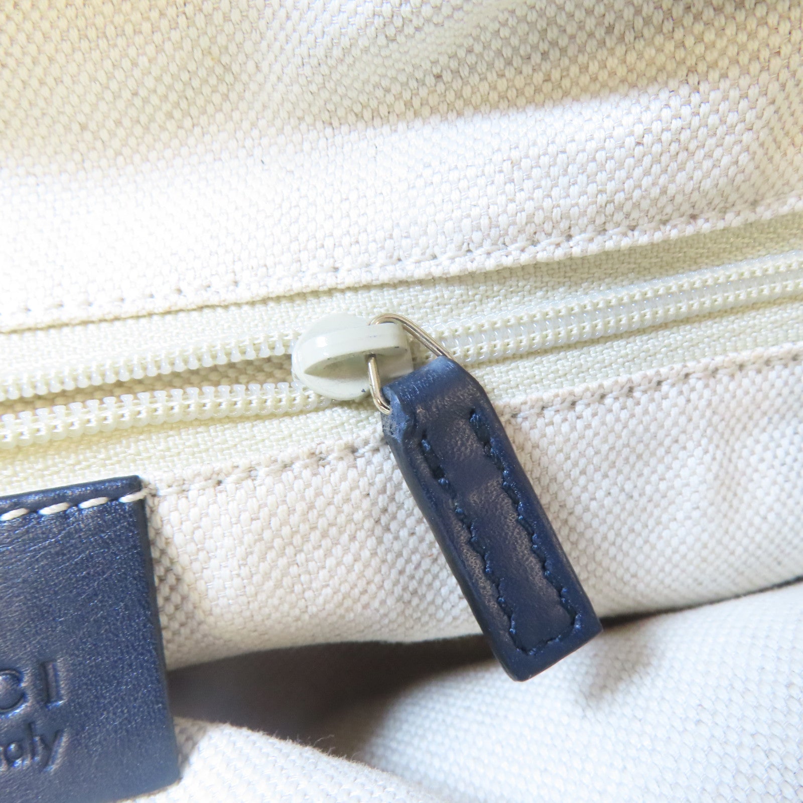 GUCCI 【激減優惠】帆布GG Sukey Canvas Handbag金扣肩背袋啡色/藍色