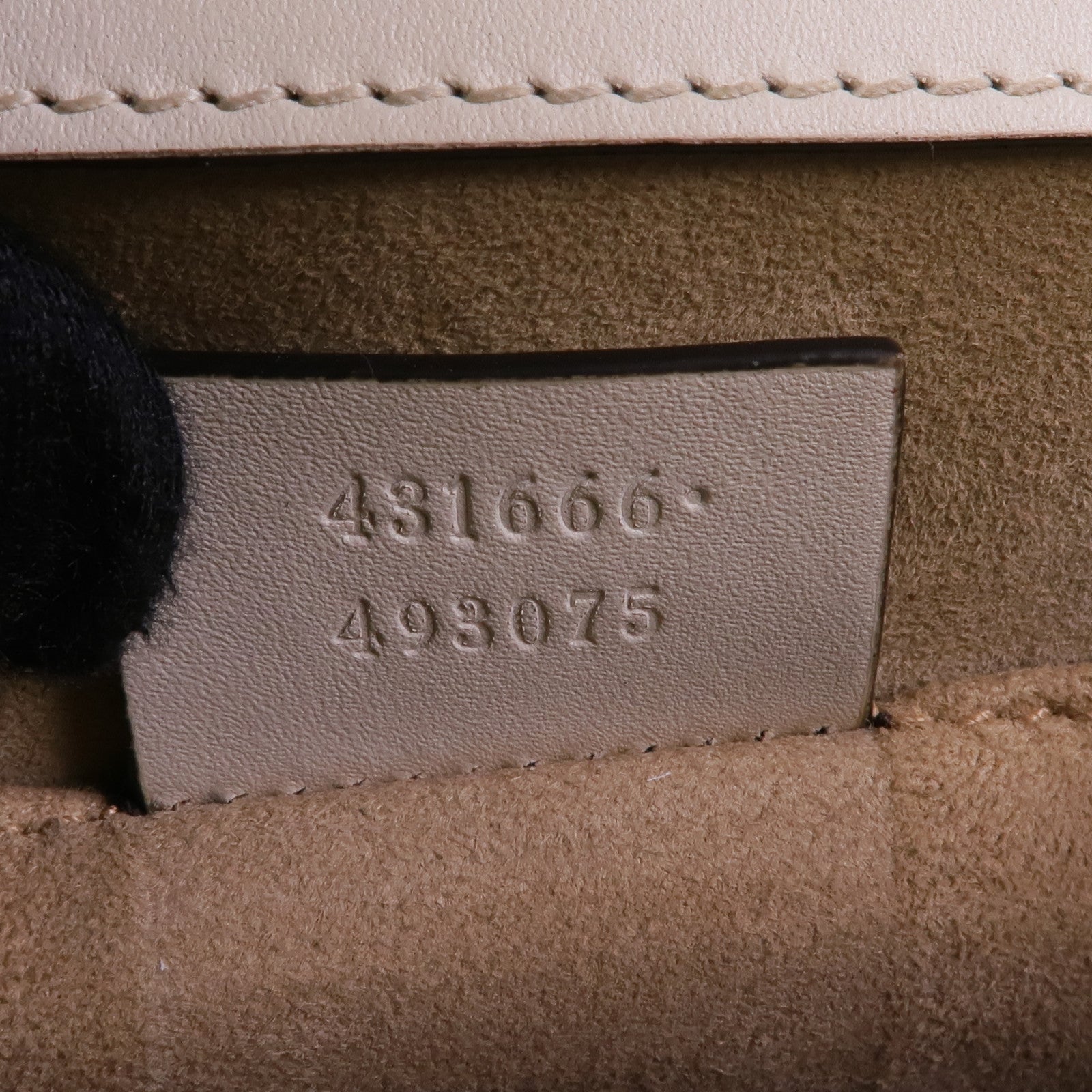 GUCCI 皮革Sylvie金扣鏈帶肩背袋