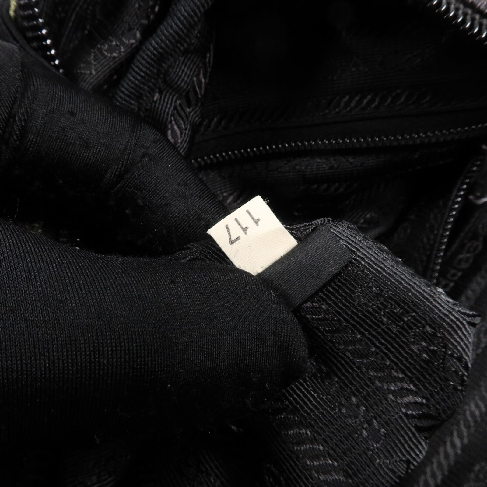 PRADA 尼龍Camouflage Messenger Bag肩背袋