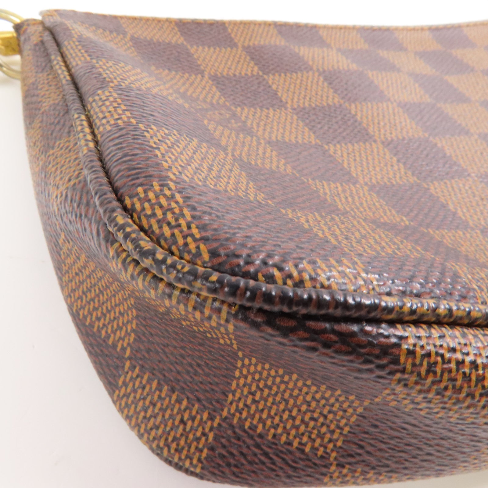 LOUIS VUITTON Damier Pochette Accessoires金扣手挽袋
