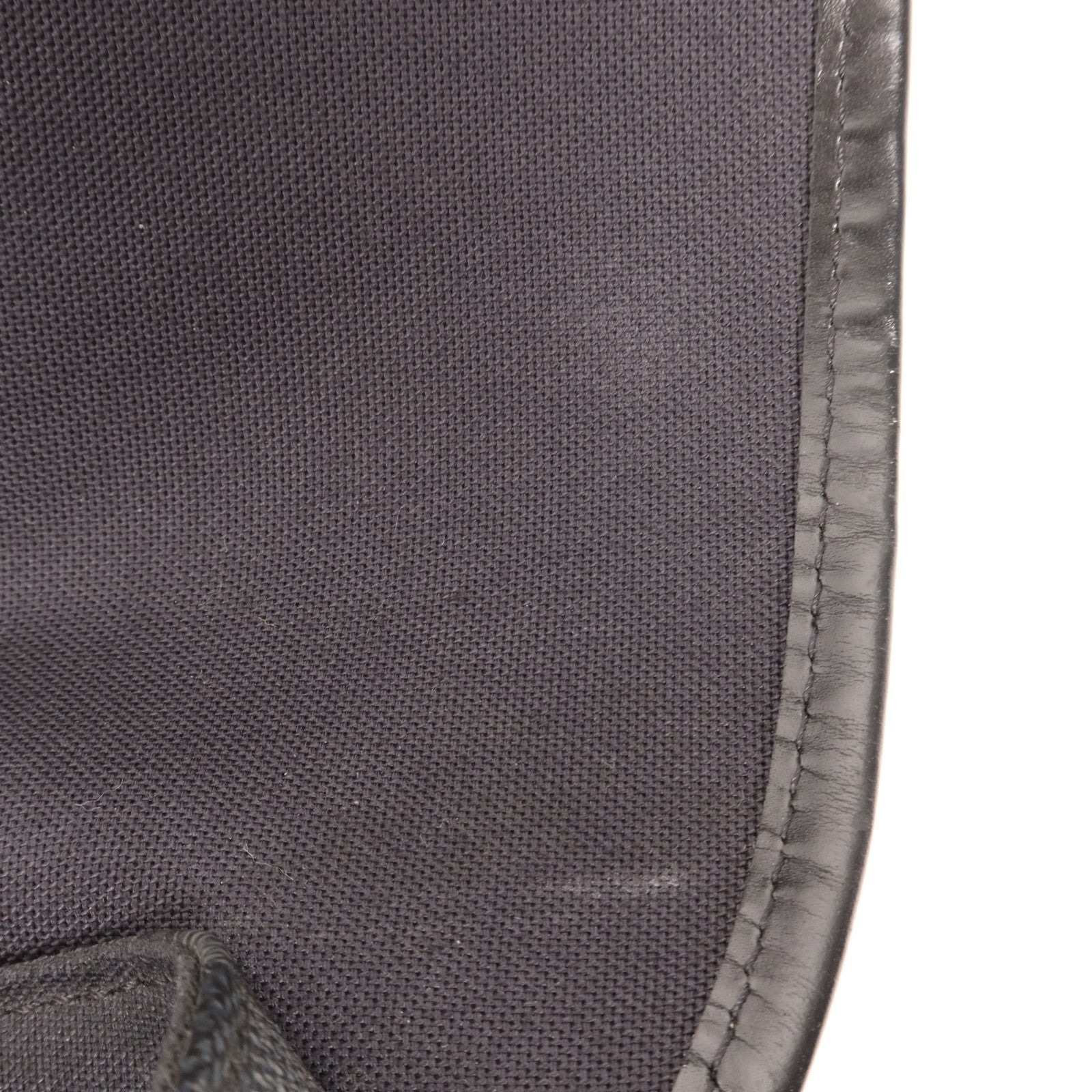 LOUIS VUITTON Damier Graphite Daniel GM銀扣肩背袋