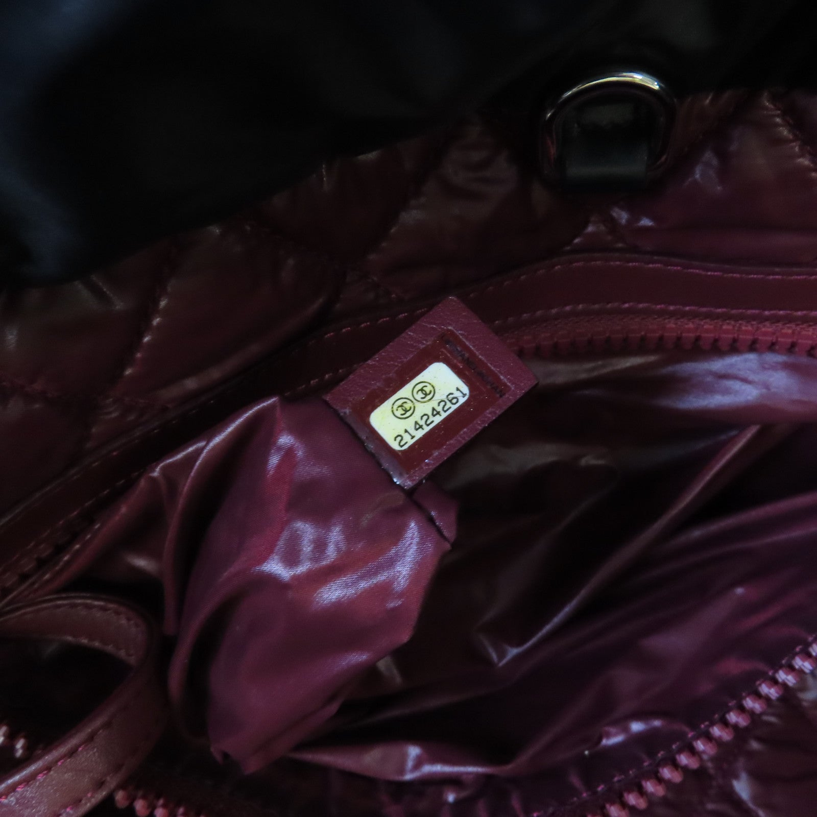 CHANEL 尼龍Coco Cocoon Shoulder Bag銀扣肩背袋黑色