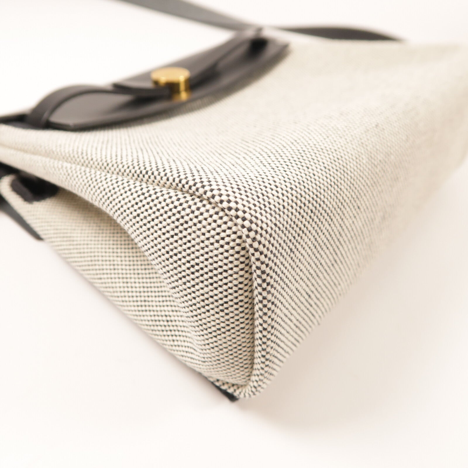 HERMES 帆布Mini Herbag金扣肩背袋