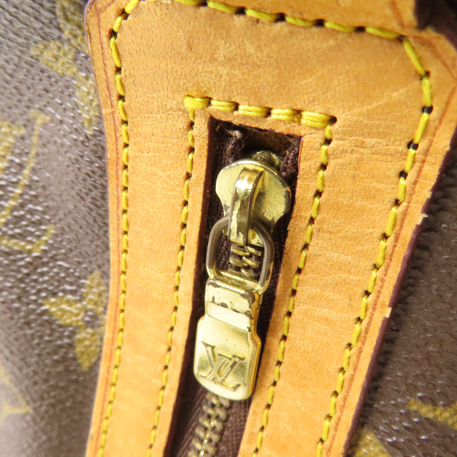 LOUIS VUITTON 【激減優惠】Monogram Sac Bosphore金扣手挽肩背兩用袋