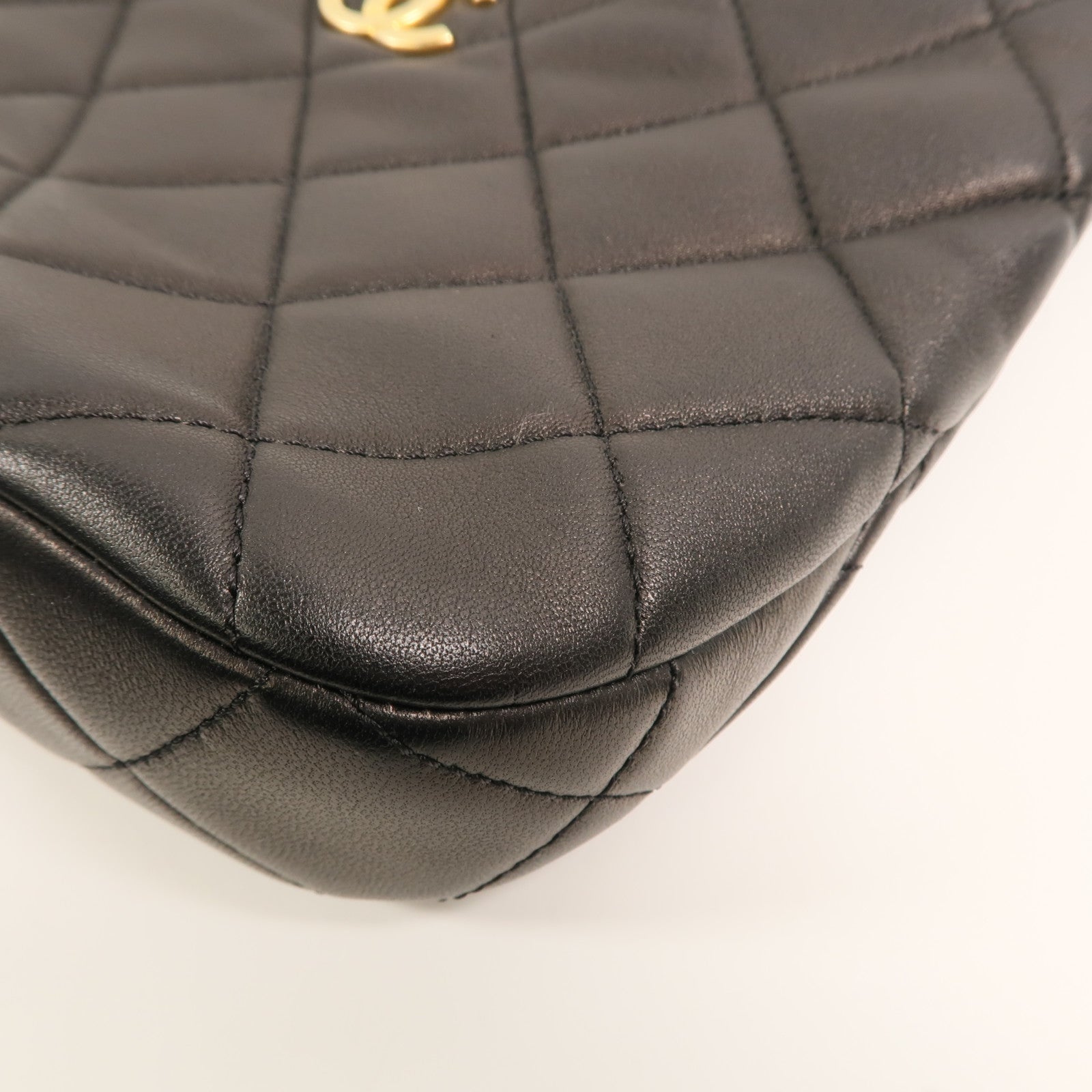 CHANEL 羊皮皮革Hobo鏈帶肩背袋