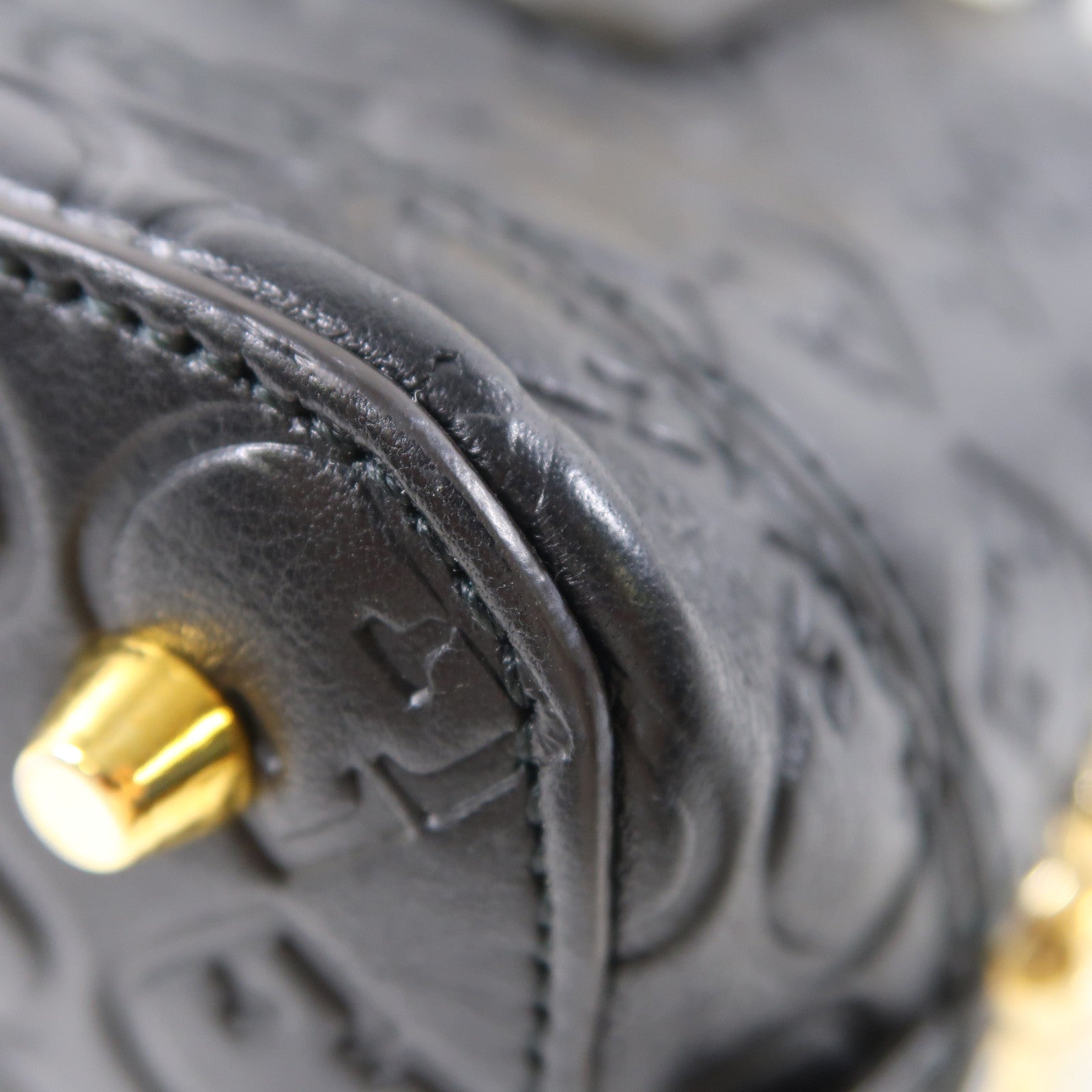 Furla 牛皮皮革2Way Bag金扣手挽肩背兩用袋黑色
