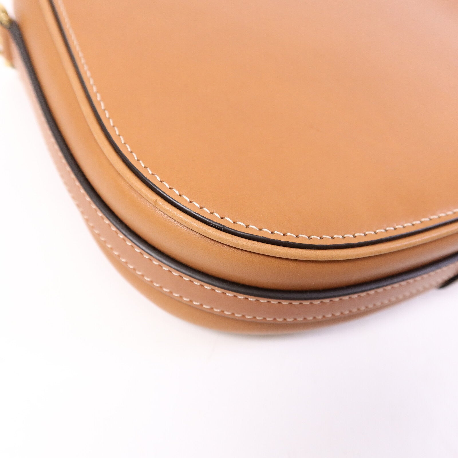 CELINE 牛皮皮革Miedium Chain Maillon Triomphe鏈帶肩背袋