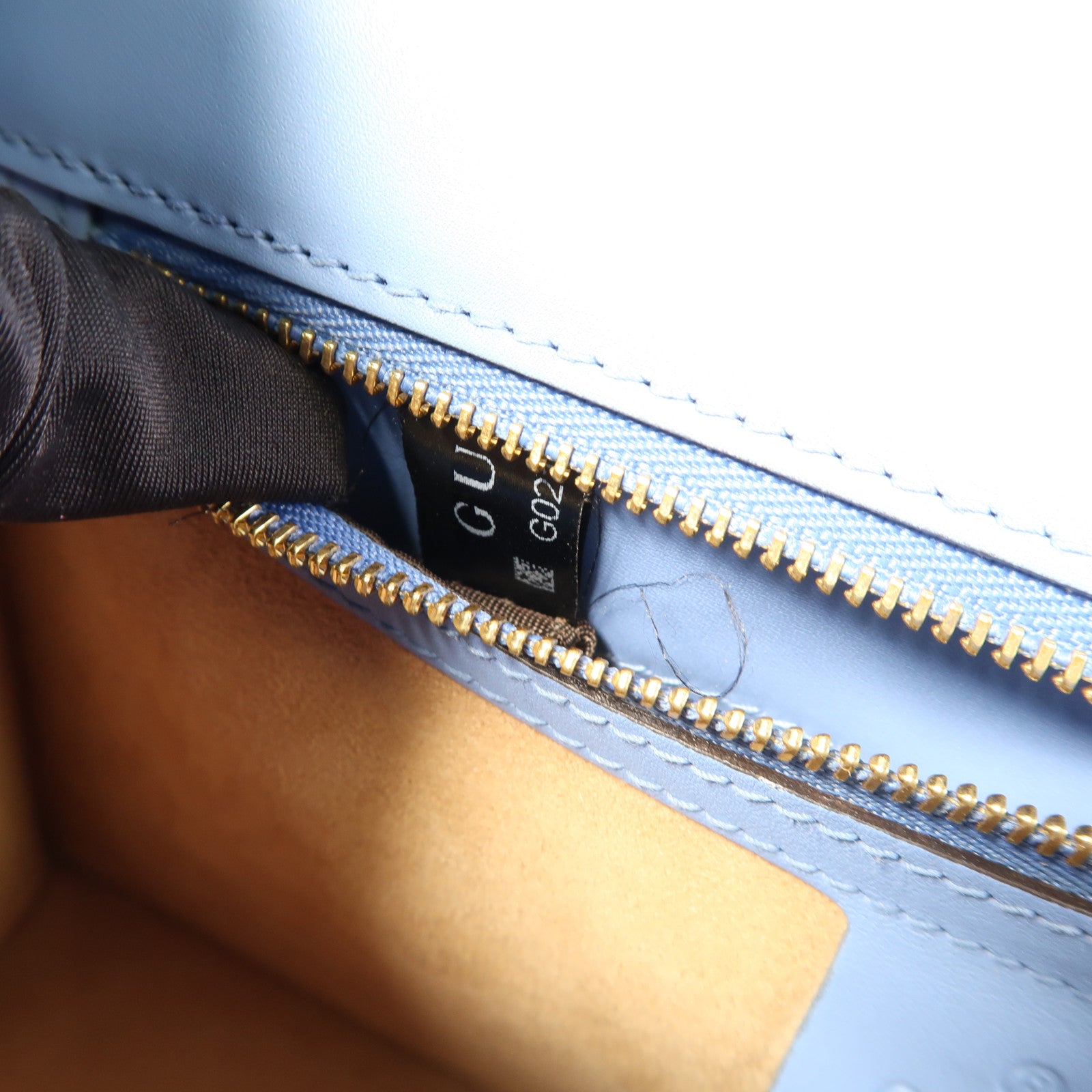 GUCCI 牛皮皮革Sylvie金扣肩背袋