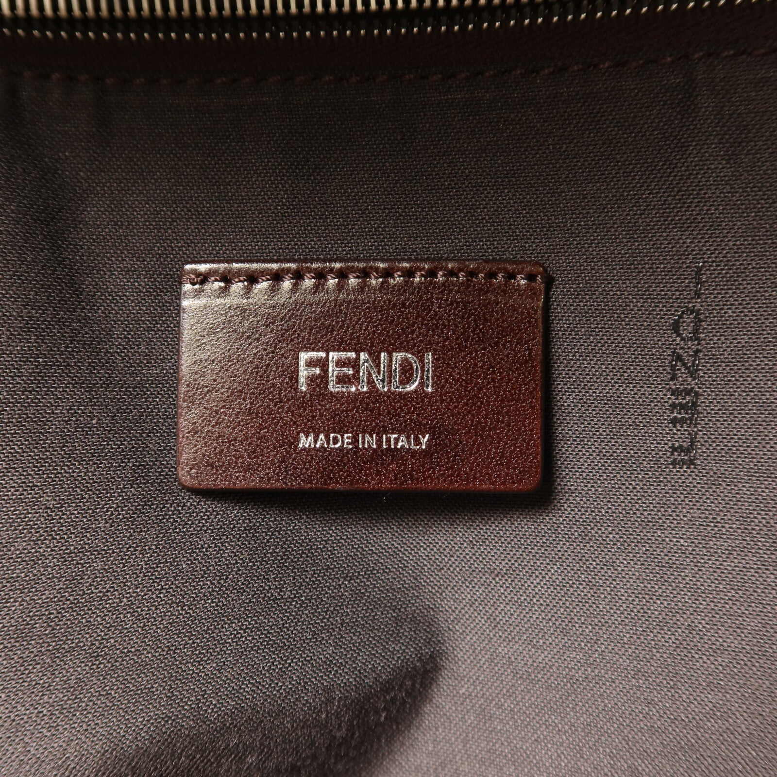 FENDI 塗層帆布Rucksack銀扣背包