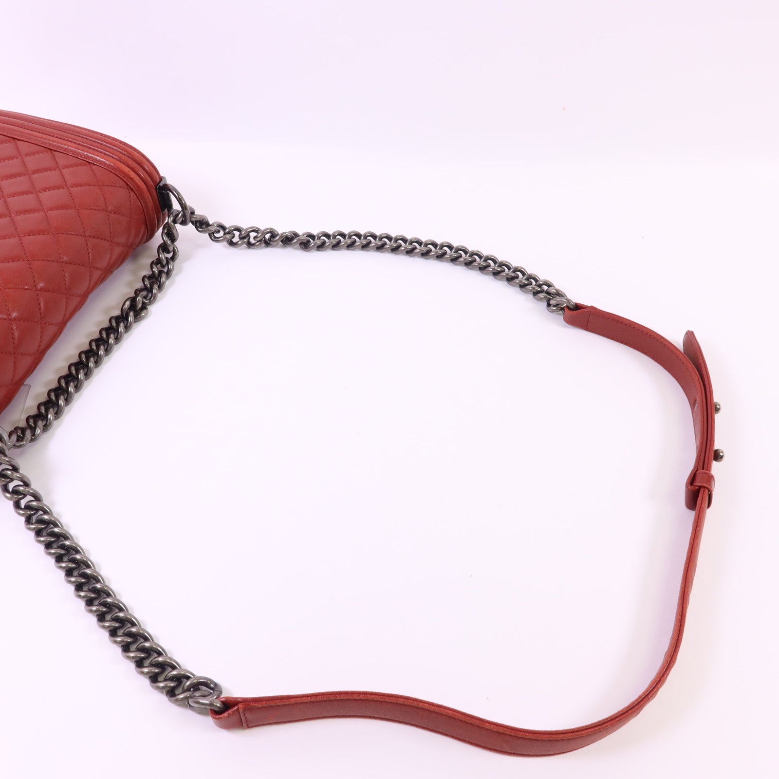 CHANEL 羊皮皮革Boy 25銀扣鏈帶肩背袋