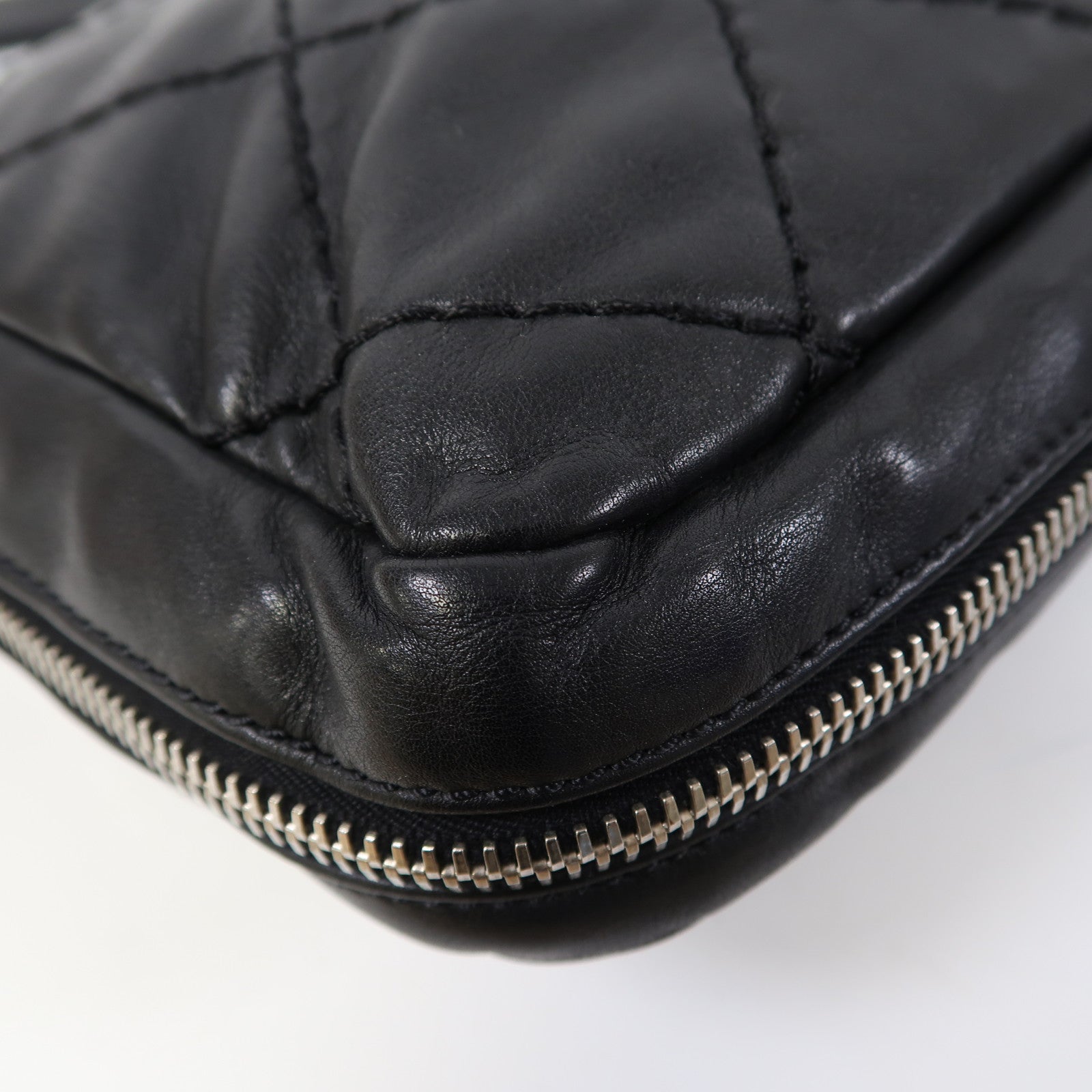 CHANEL 牛皮皮革Shoulder Bag銀扣肩背袋黑色