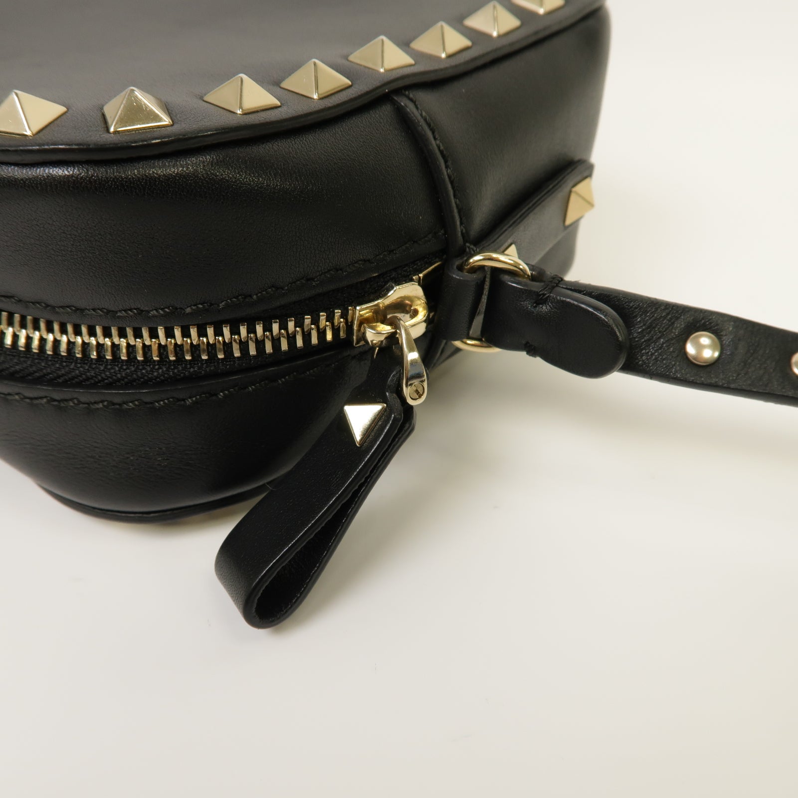 Valentino 牛皮皮革Shoulder Bag金扣肩背袋黒色