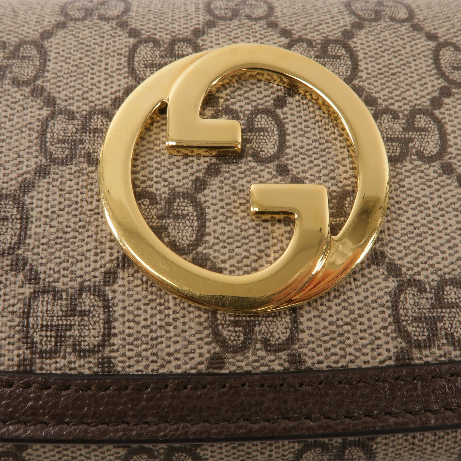 GUCCI 塗層帆布Blondie Wallet With Chain鏈帶肩背袋