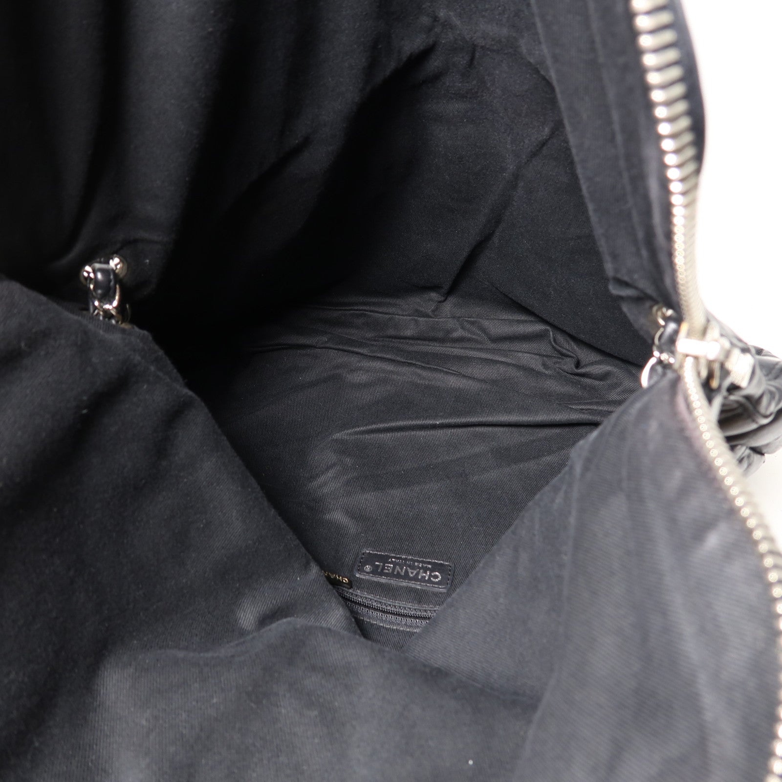 CHANEL 牛皮皮革Shoulder Bag銀扣肩背袋黑色