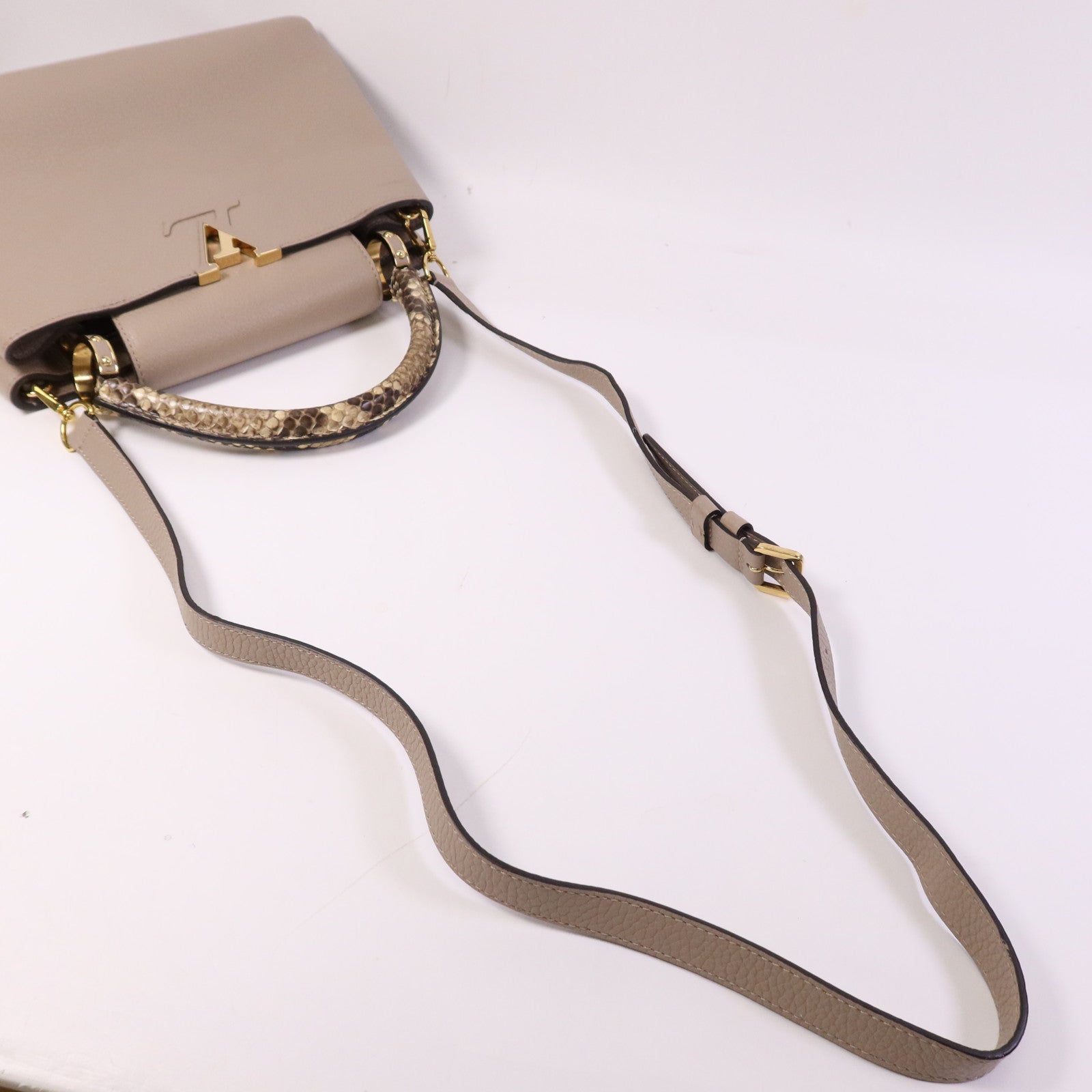 LOUIS VUITTON 【激減優惠】Taurillon/蛇皮皮革Capucines MM金扣手挽肩背兩用袋