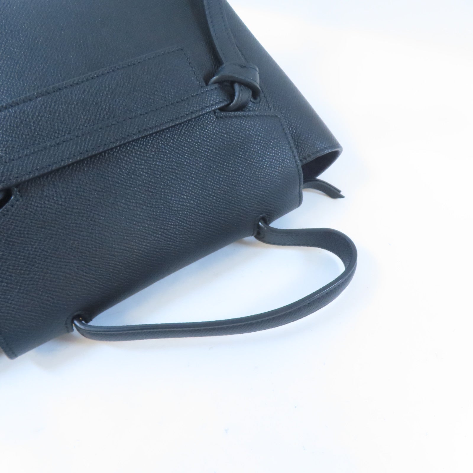 CELINE 牛皮皮革Nano Belt Bag金扣手挽肩背兩用袋黑色