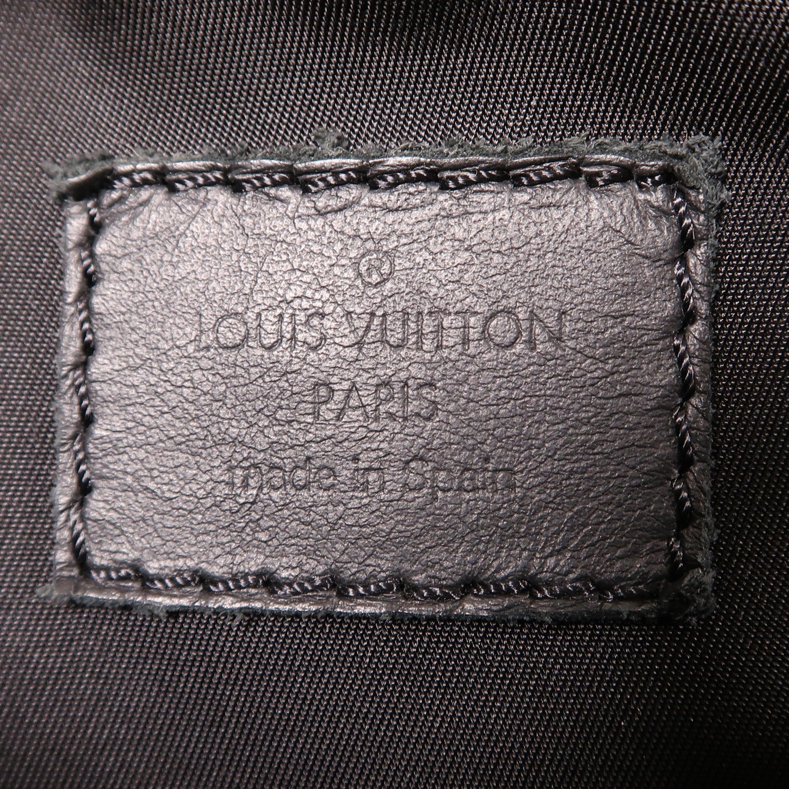 LOUIS VUITTON 牛皮皮革Comet Messenger PM肩背袋