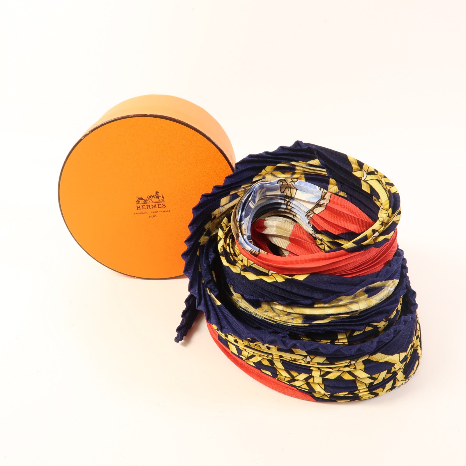 HERMES 絲質Pleated Scarf絲巾