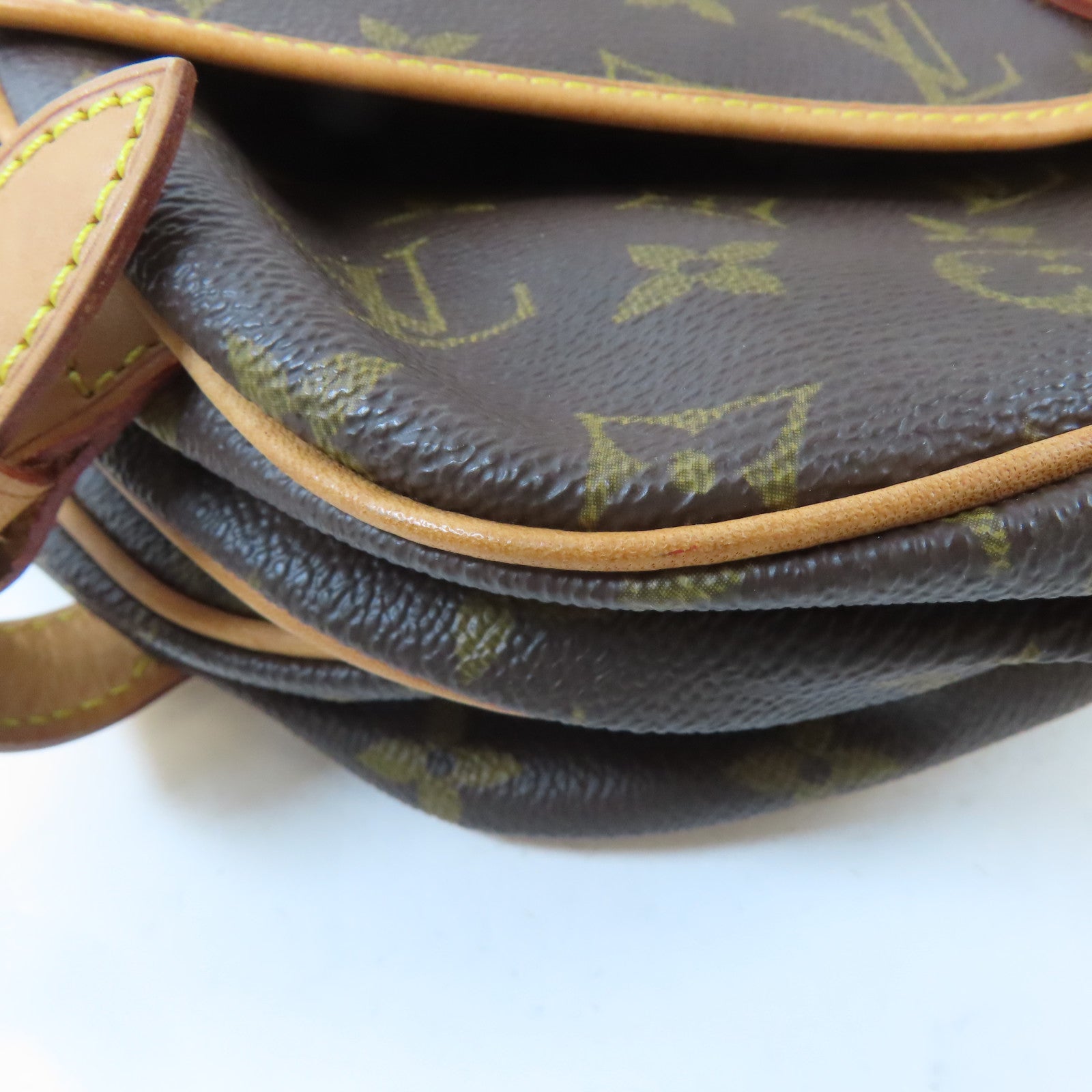 LOUIS VUITTON Monogram Saumur 30金扣肩背袋啡色