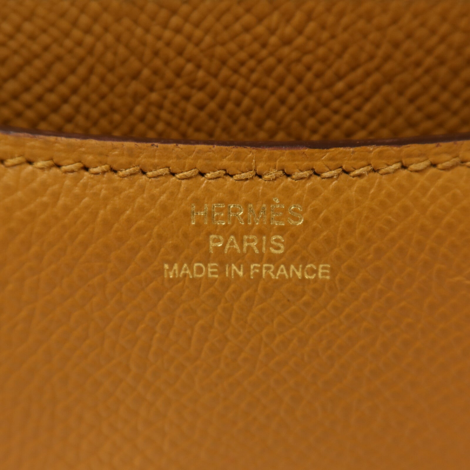 HERMES 【激減優惠】Epsom皮革Constance Mini金扣肩背袋Sesame