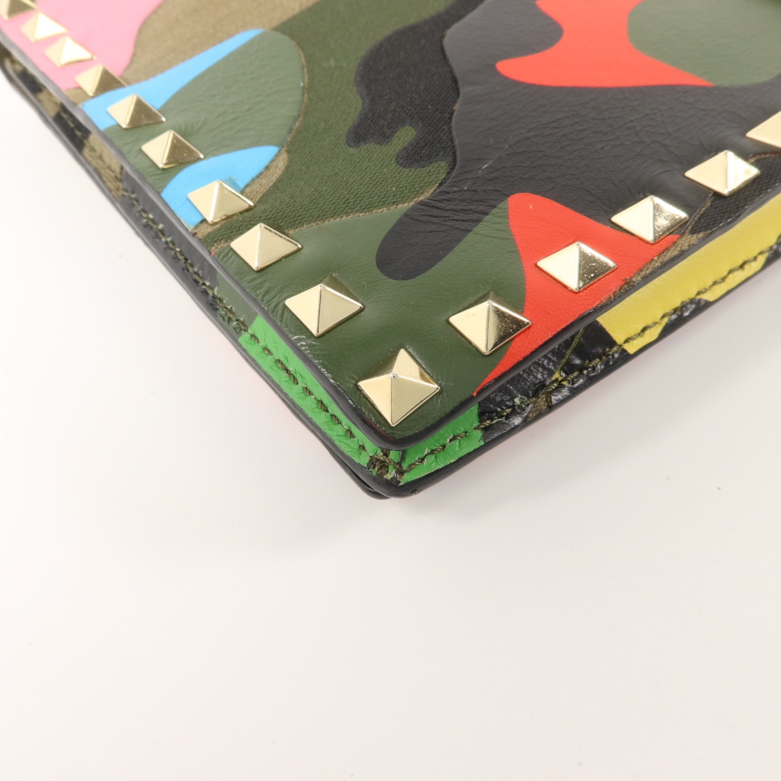 Valentino 帆布/牛皮皮革Camouflage Rockstud Wristlet Clutch手拿包