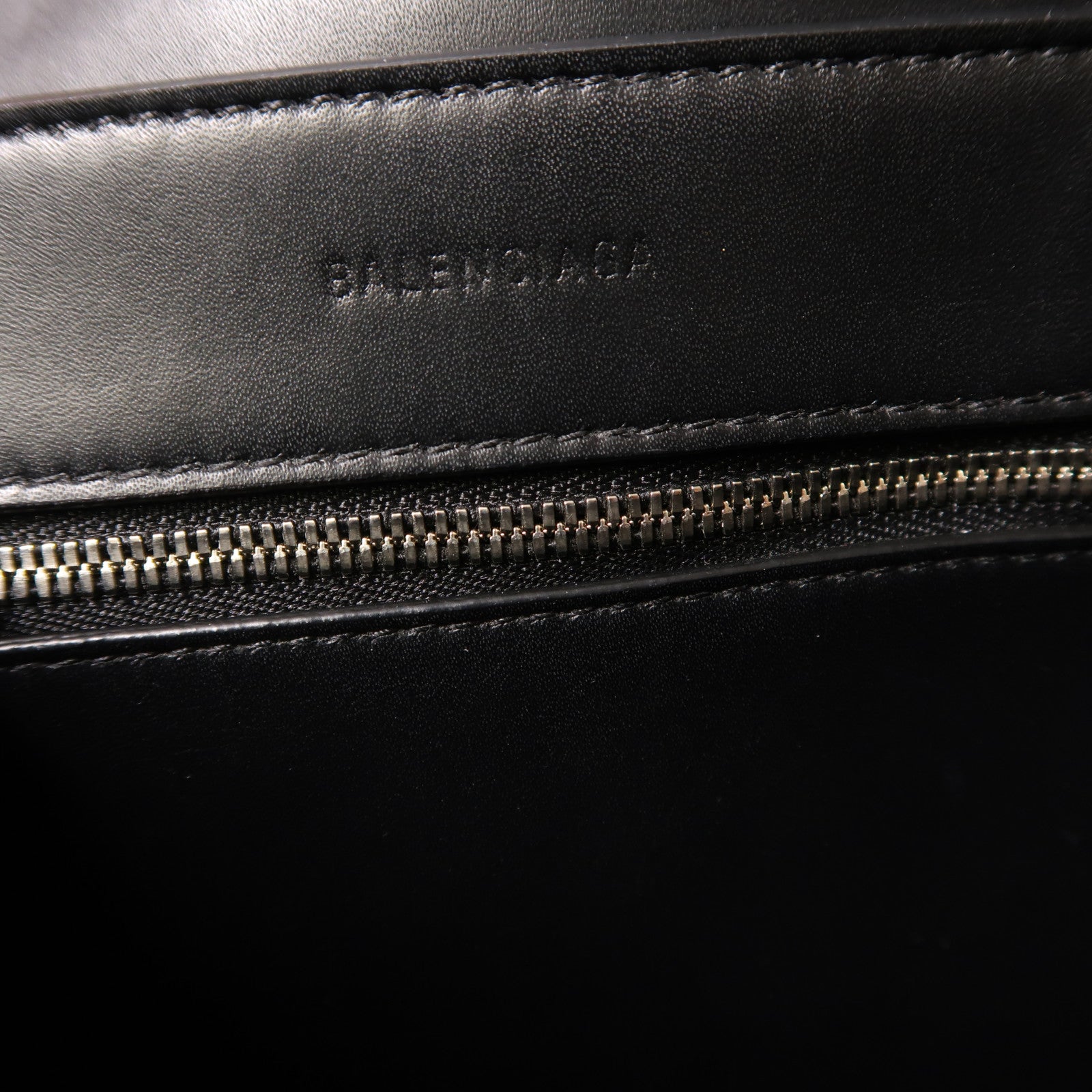 BALENCIAGA 【激減優惠】牛皮皮革Everyday Tote銀扣手挽肩背兩用袋