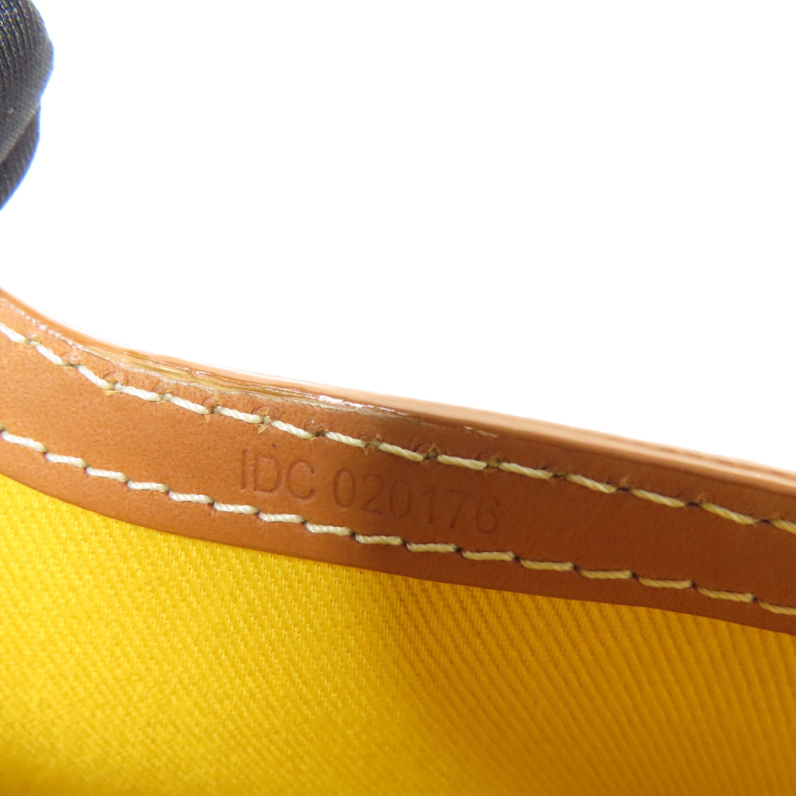 GOYARD 塗層帆布Monte-Carlo銀扣肩背袋