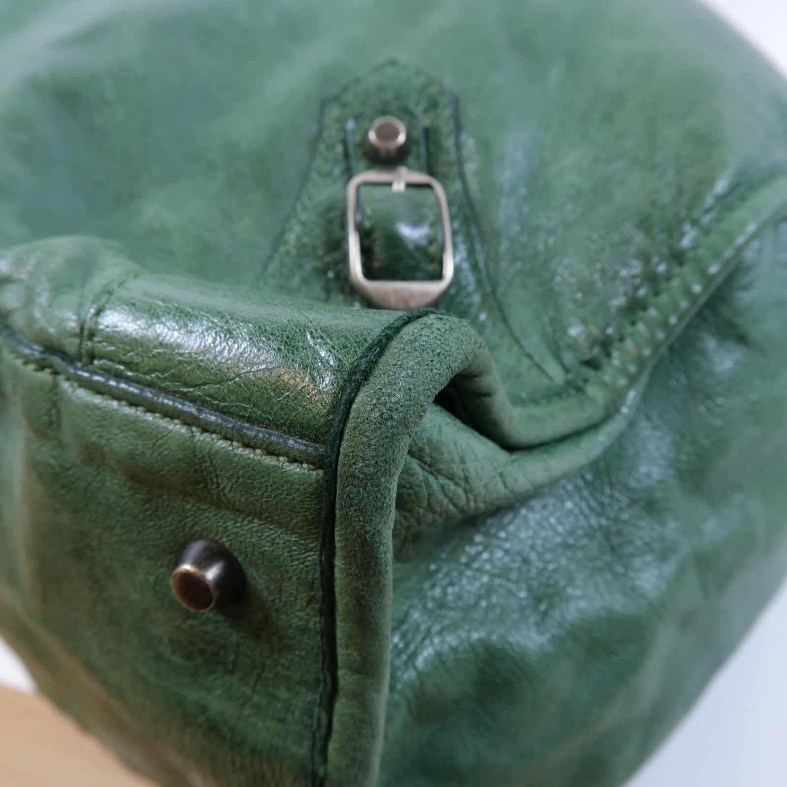 BALENCIAGA 牛皮皮革Weekender銀扣手挽袋綠色