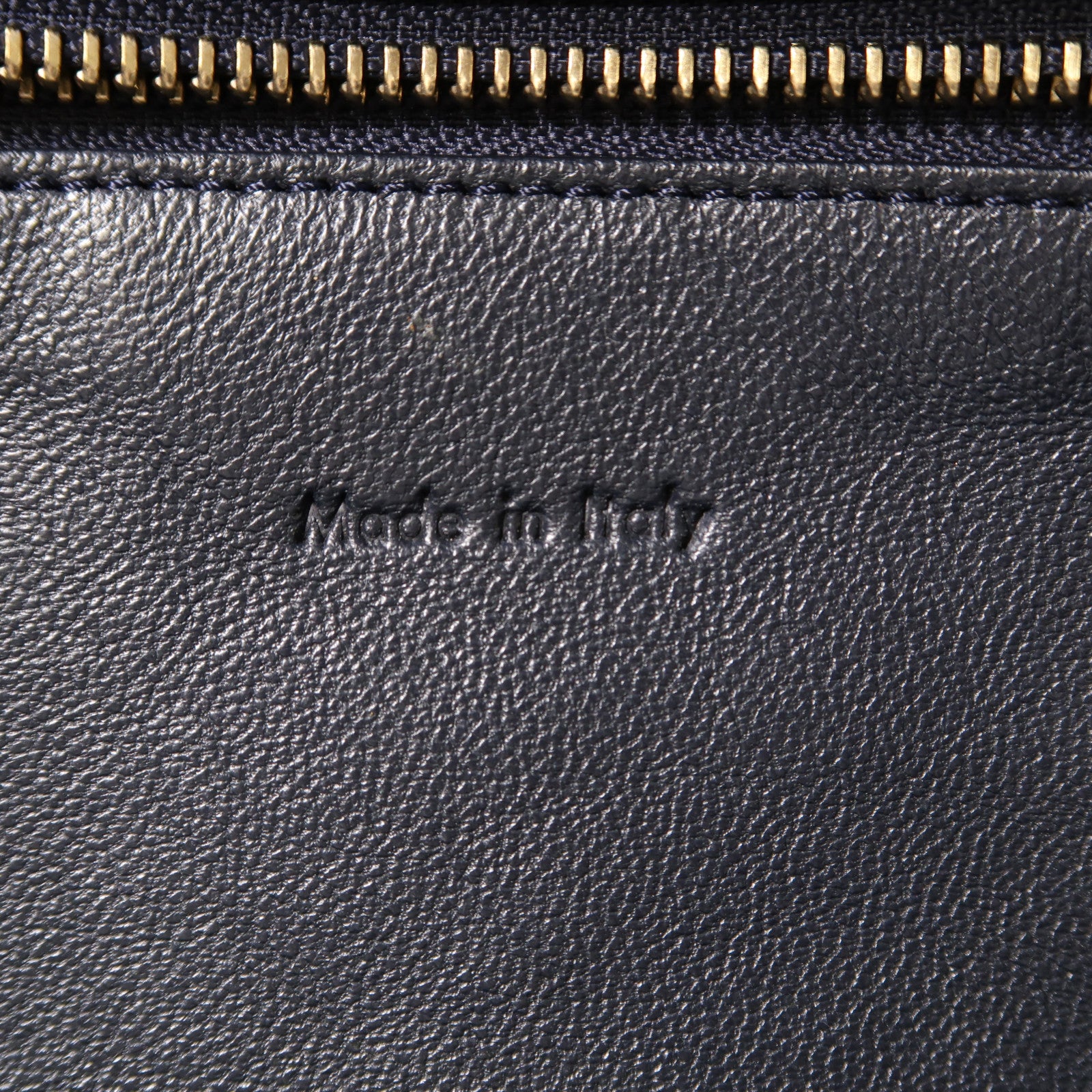 CELINE 牛皮皮革Luggage金扣手挽袋深藍色