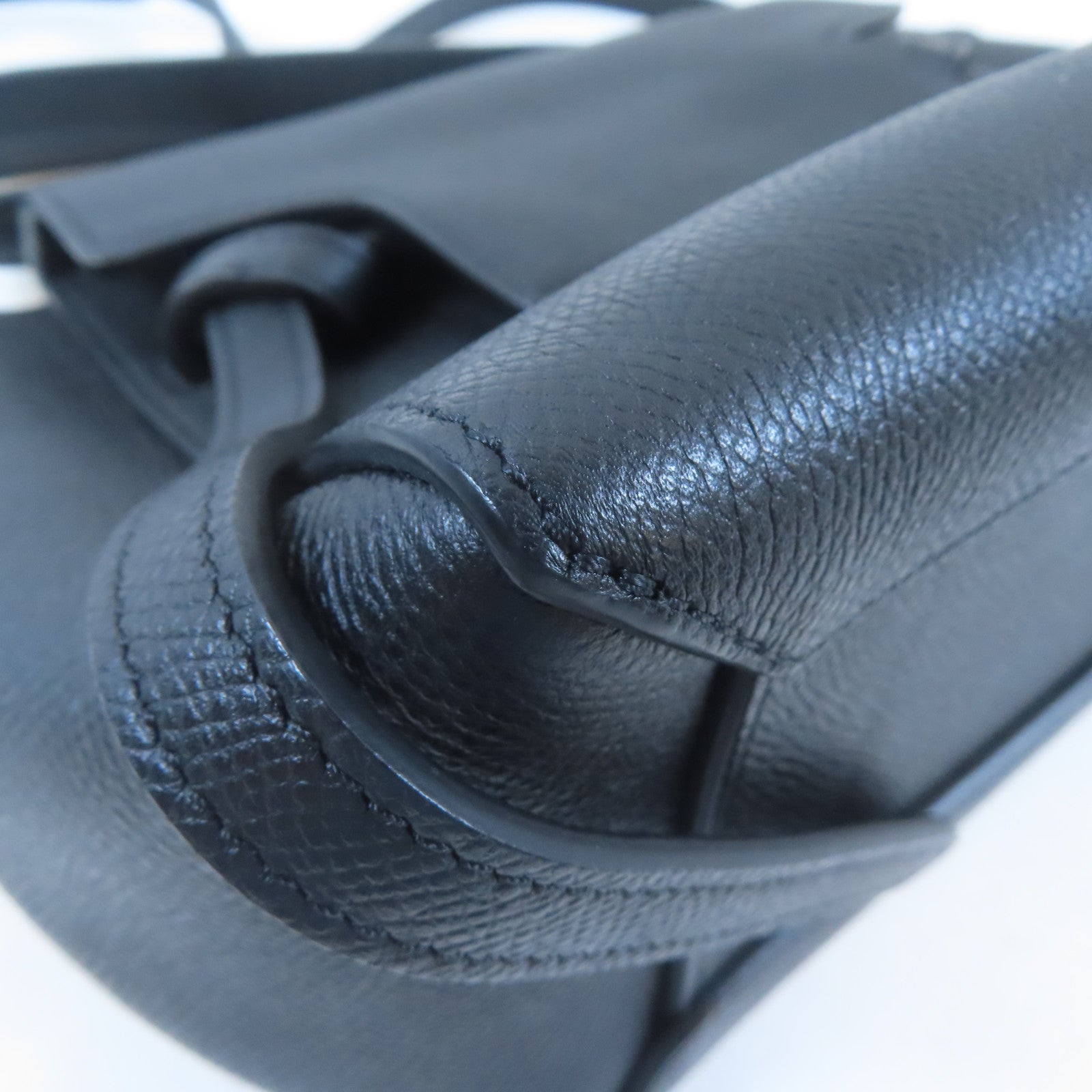 CELINE 牛皮皮革Nano Belt Bag金扣手挽肩背兩用袋黑色