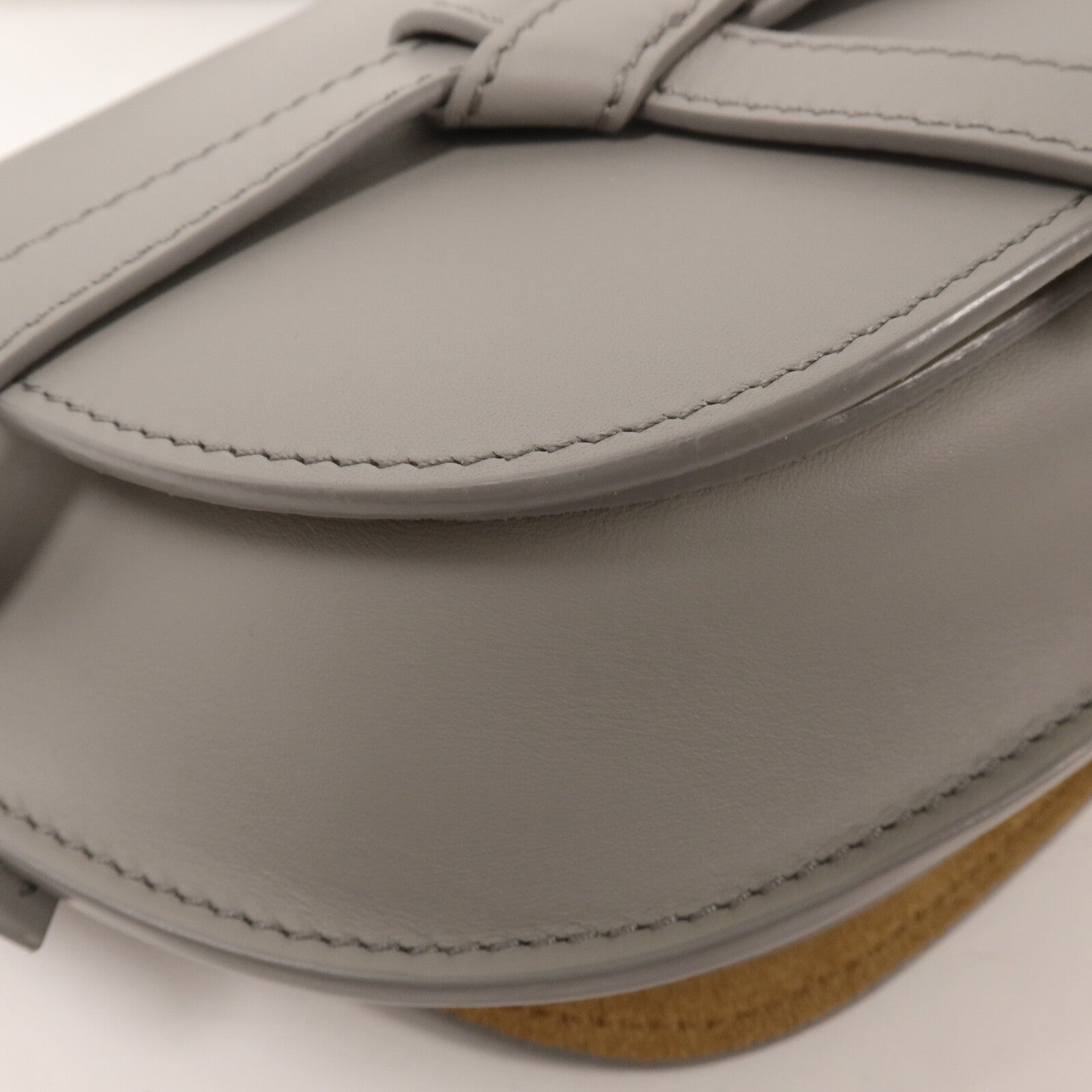 LOEWE 牛皮皮革Mini Gate肩背袋