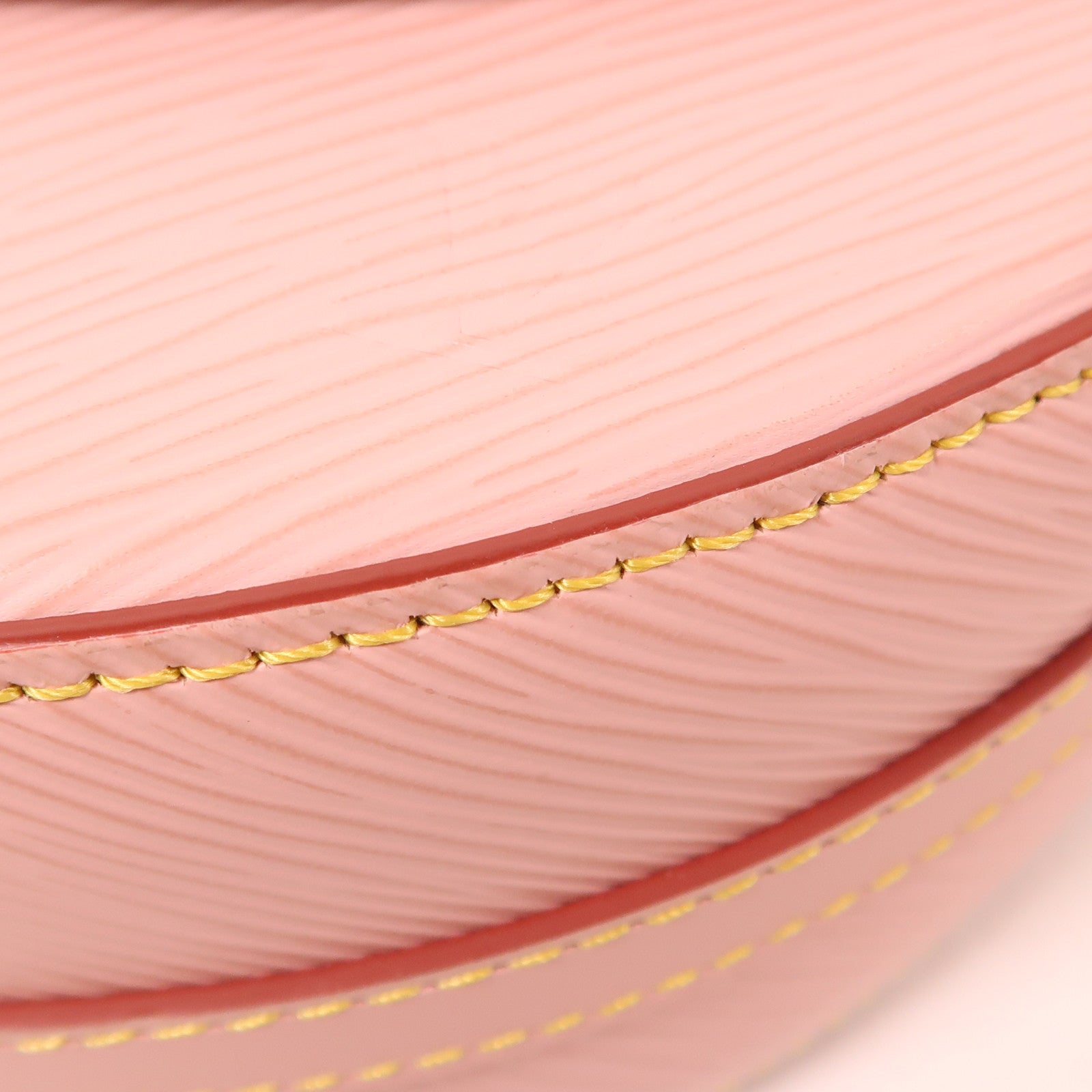 LOUIS VUITTON Epi Saint Cloud銀扣肩背袋