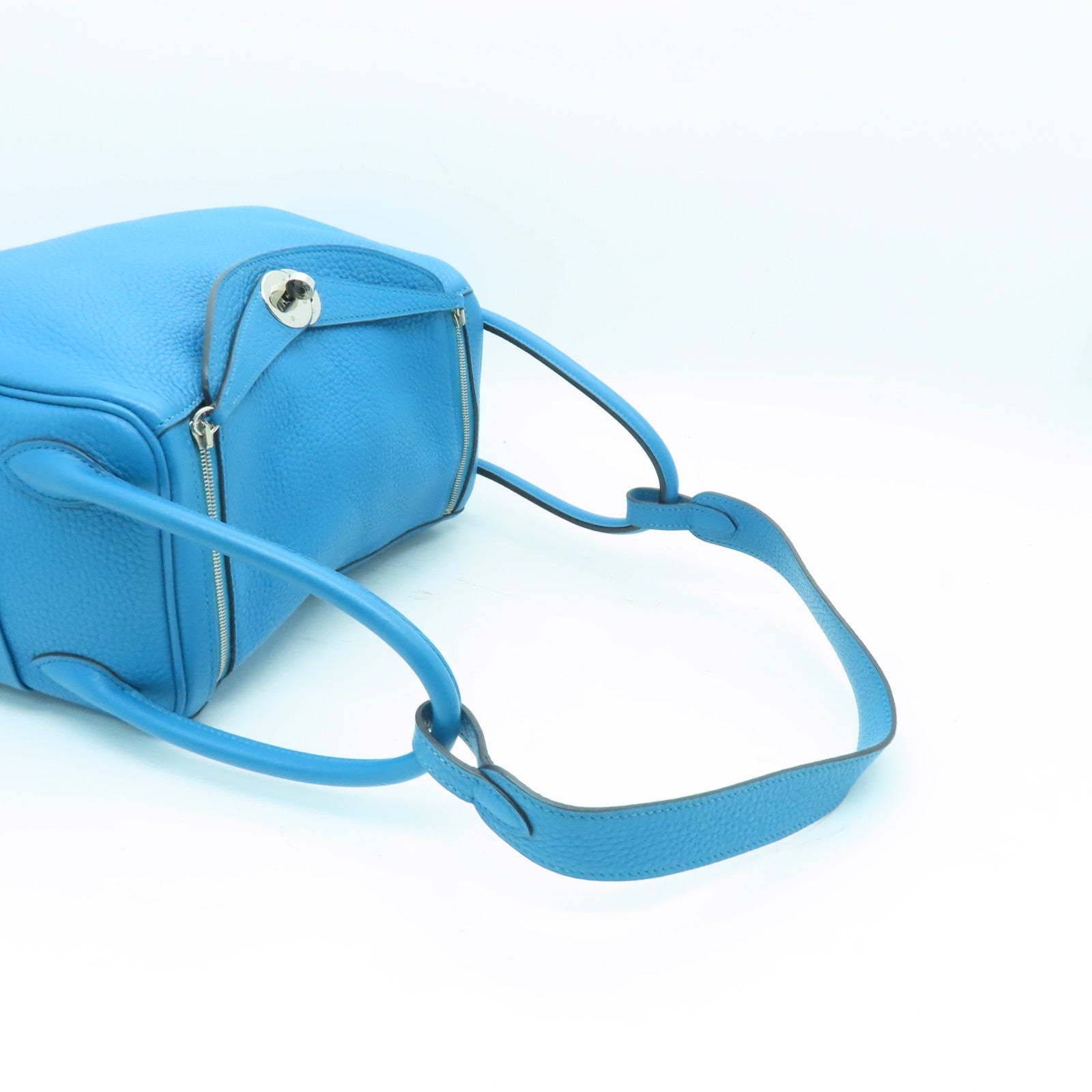 HERMES 【清倉大減價】Clemence皮革Lindy 26銀扣手挽肩背兩用袋Turquoise綠松石色