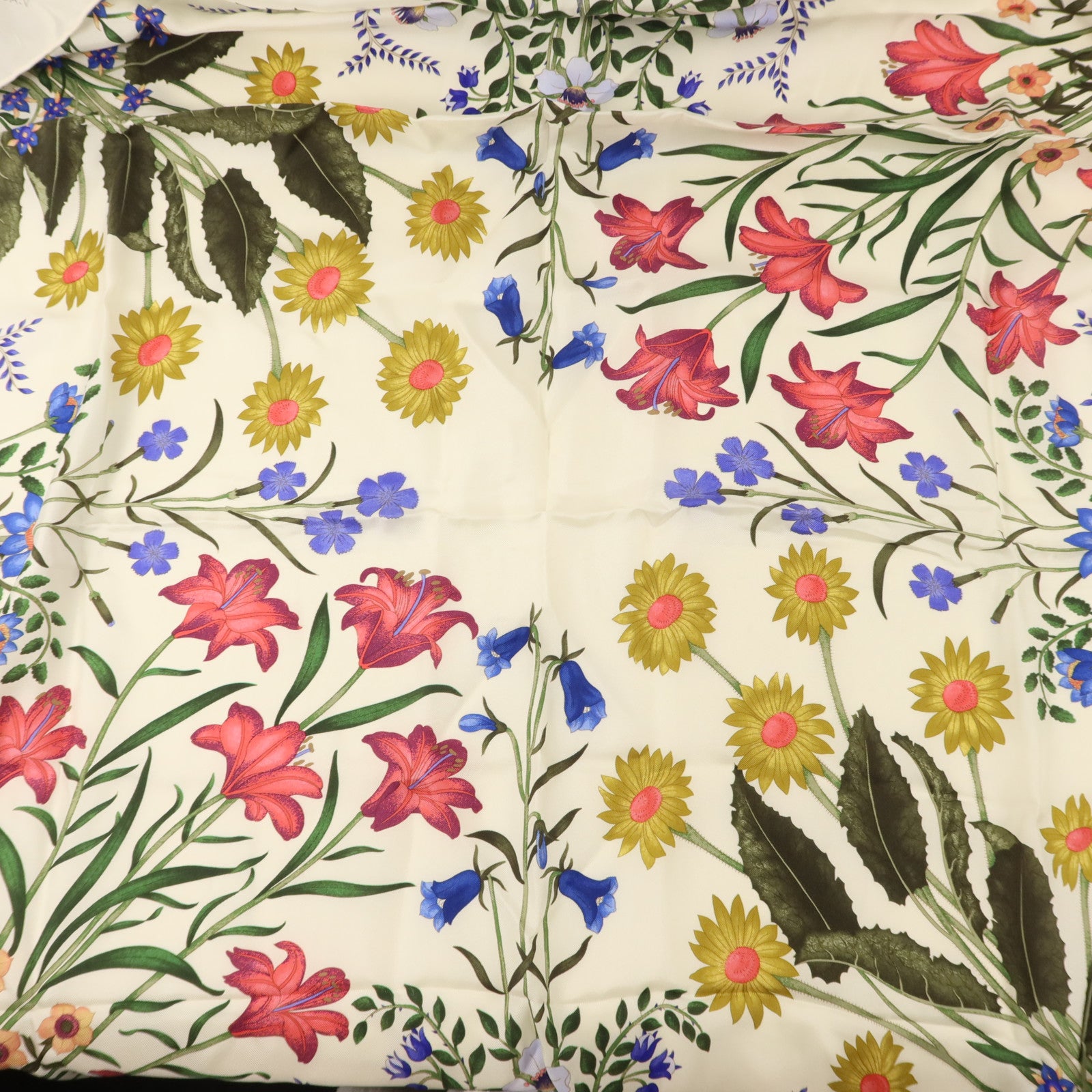GUCCI 絲質Scarf絲巾