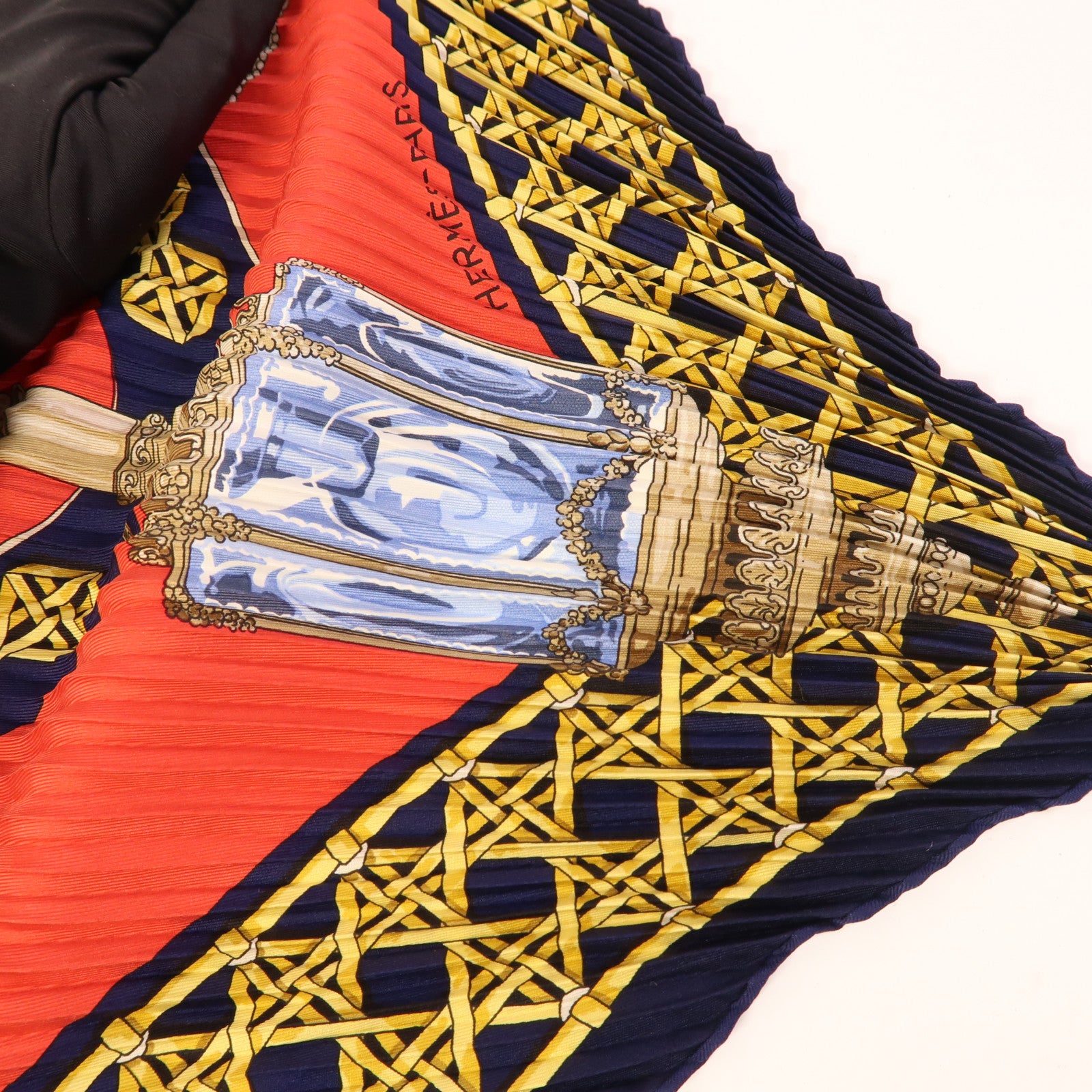 HERMES 絲質Pleated Scarf絲巾