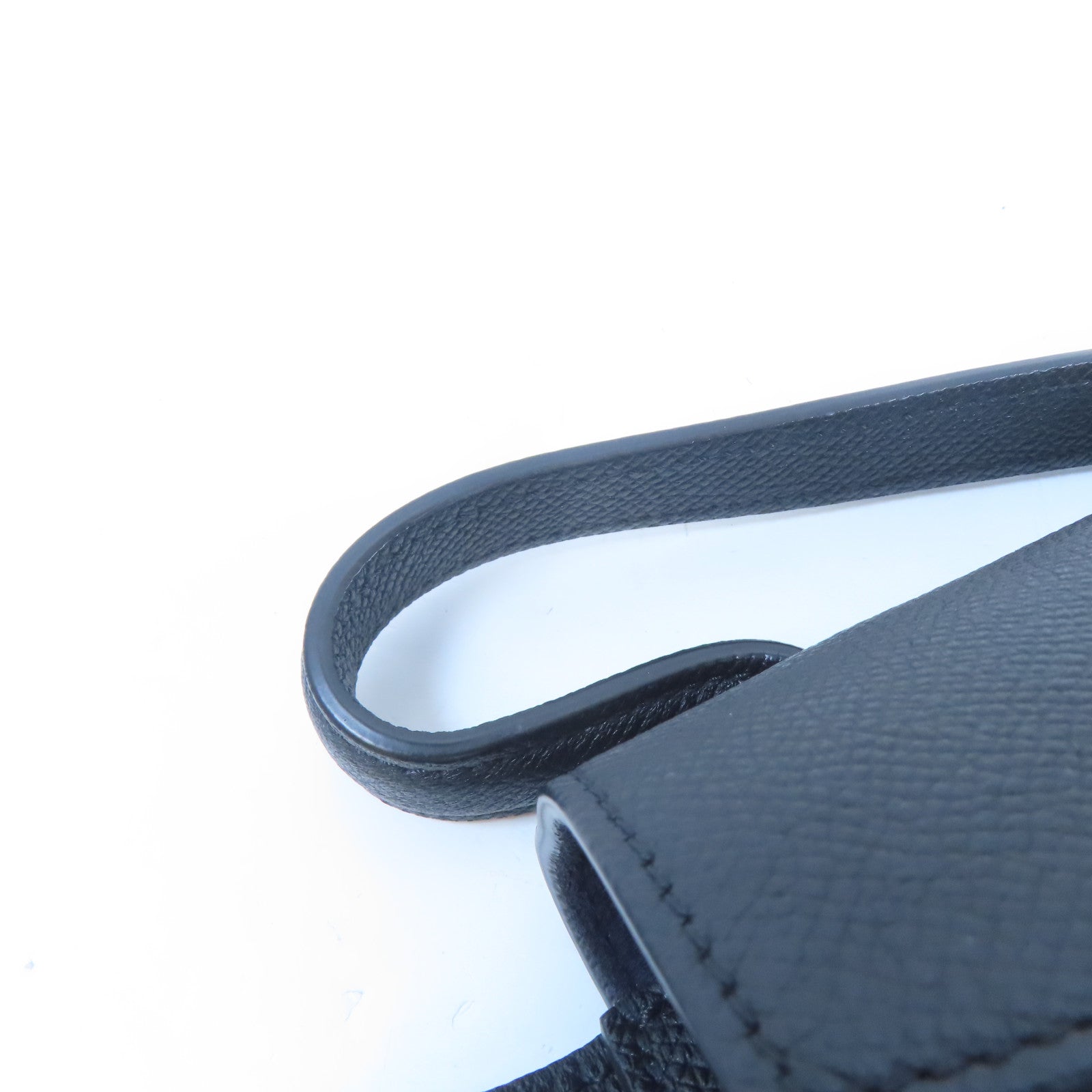 CELINE 牛皮皮革Nano Belt Bag金扣手挽肩背兩用袋黑色