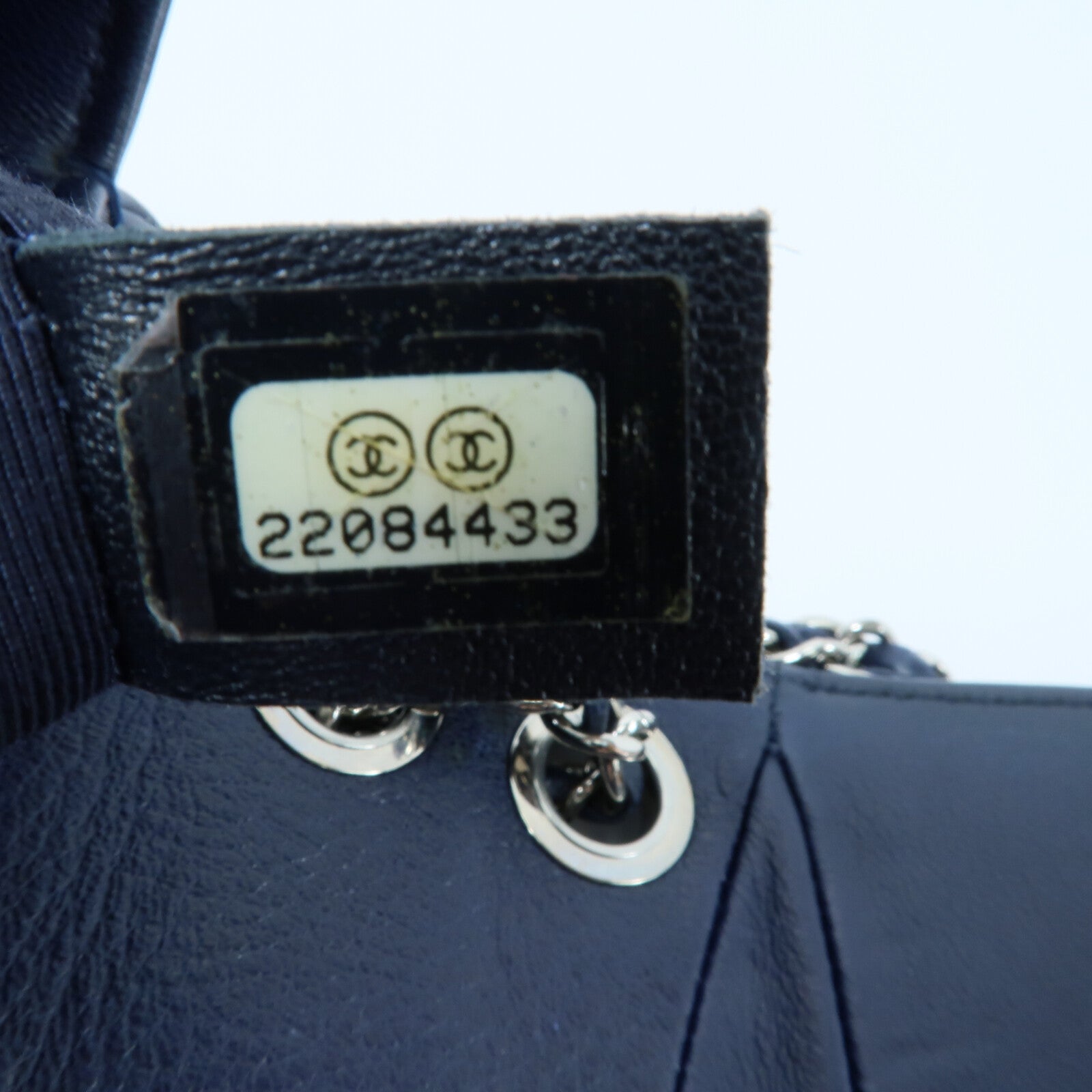 CHANEL 牛皮皮革Chain Shoulder鏈帶肩背袋