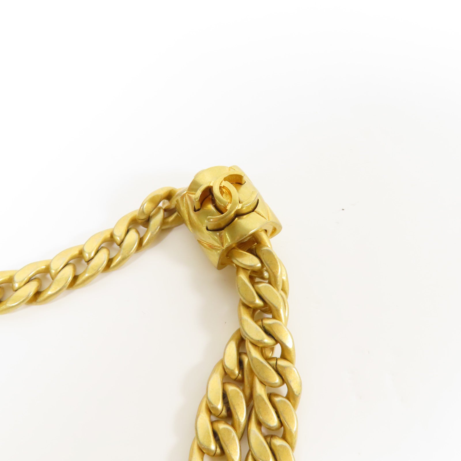 CHANEL 羊皮皮革Chain Shoulder金扣鏈帶肩背袋