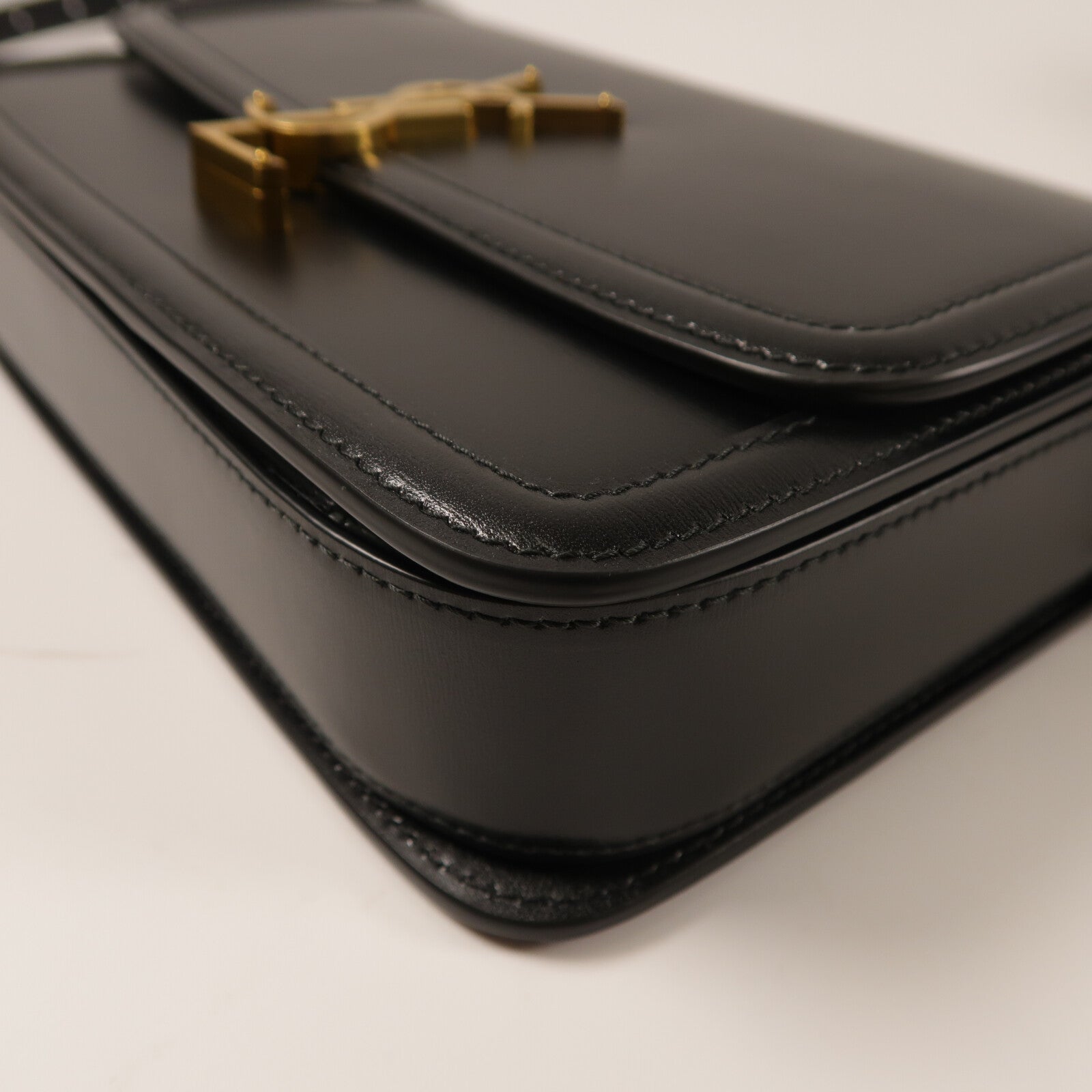 SAINT LAURENT 牛皮皮革Solferino Box金扣肩背袋