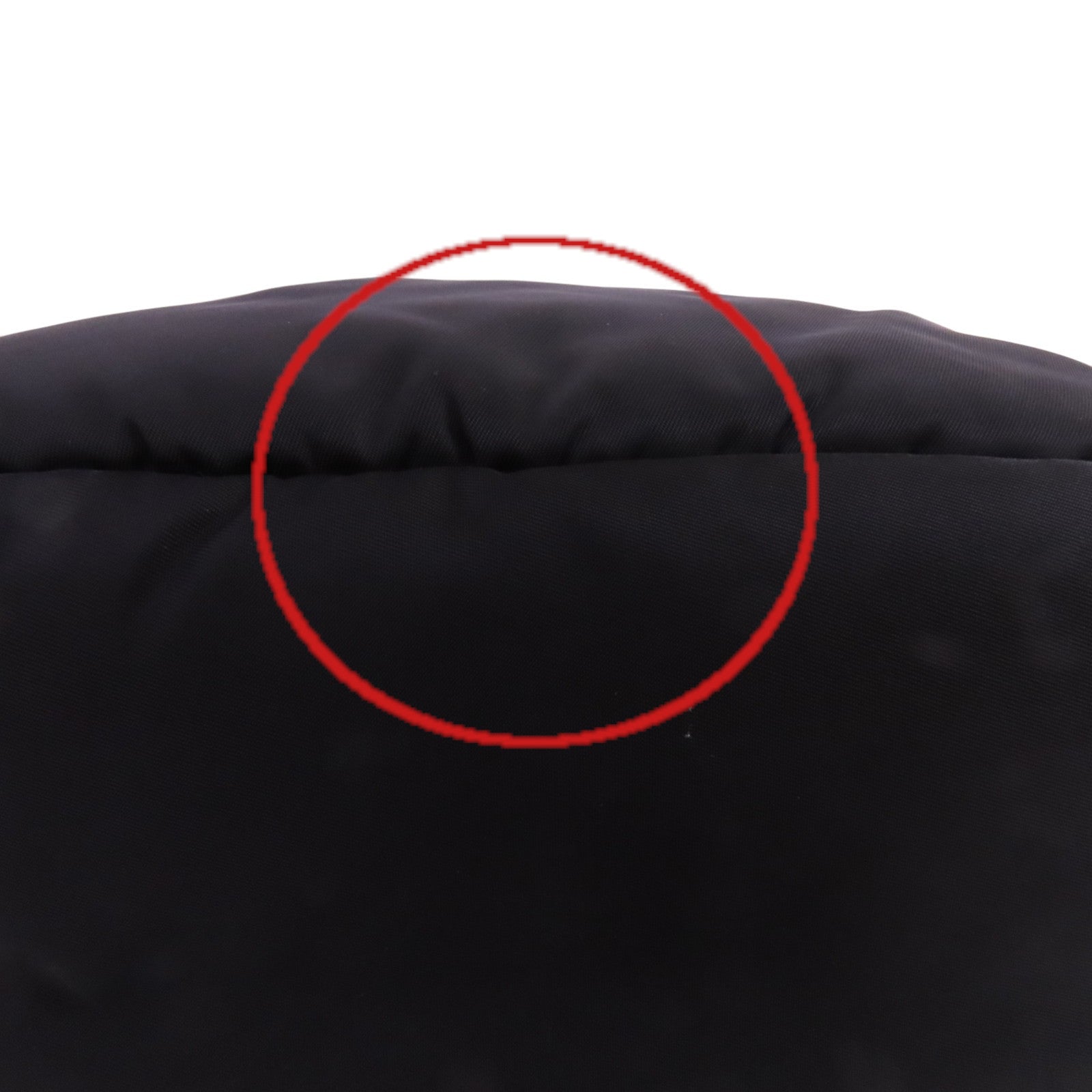 PRADA 尼龍Prada Soft Padded Mini手挽袋