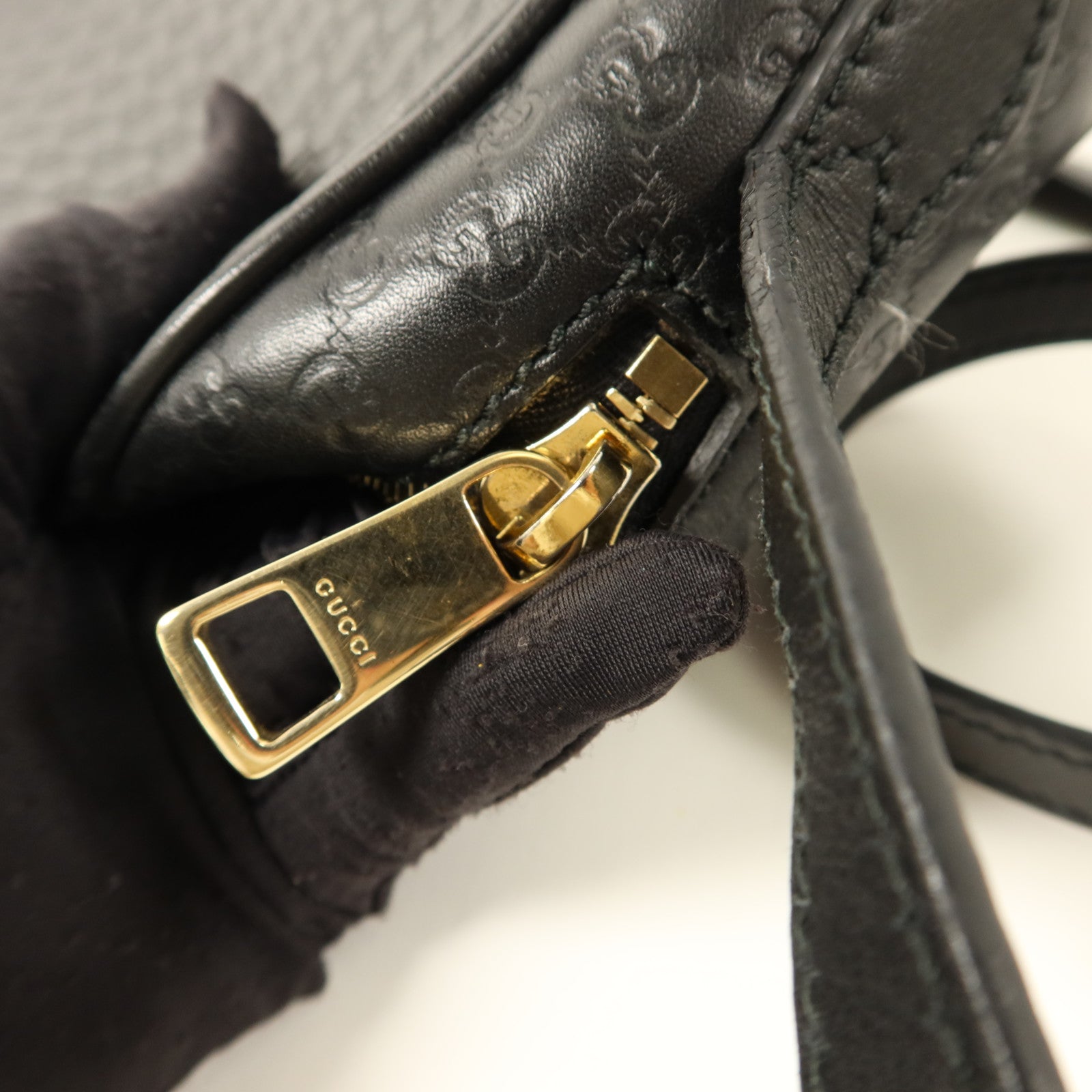 GUCCI 牛皮皮革Mini Bree金扣肩背袋